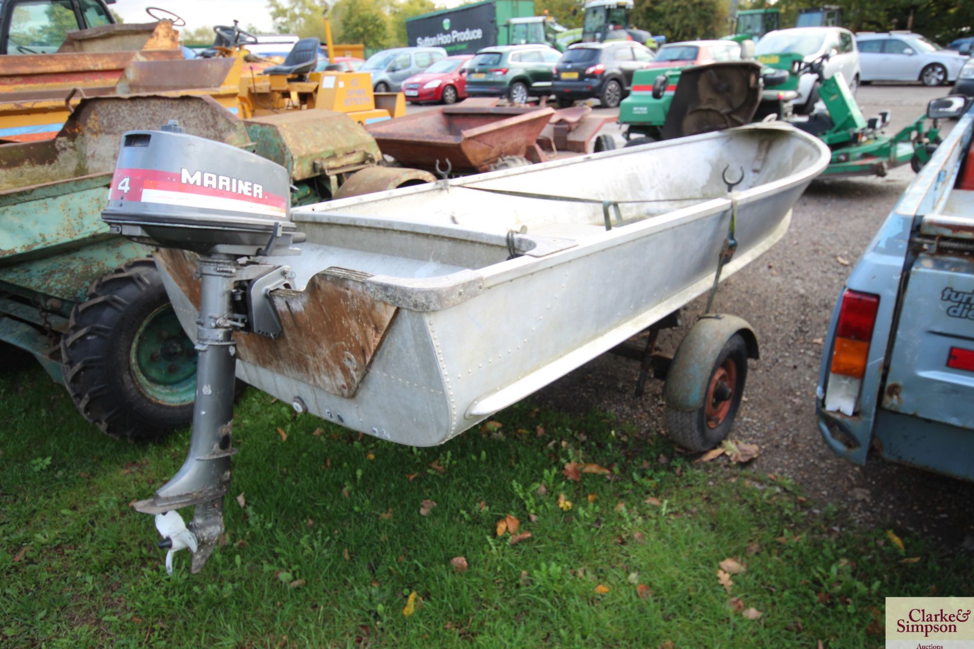 14ft aluminium boat. With Mariner 4HP outboard and trailer. - Image 3 of 13