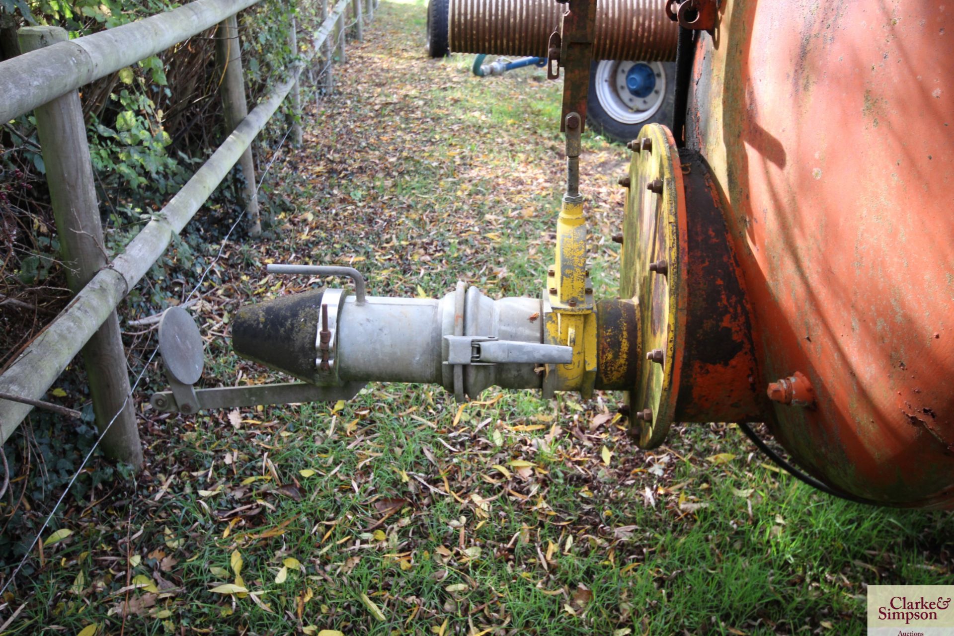 Colman single axle slurry tanker. With PTO pump. V - Image 9 of 12