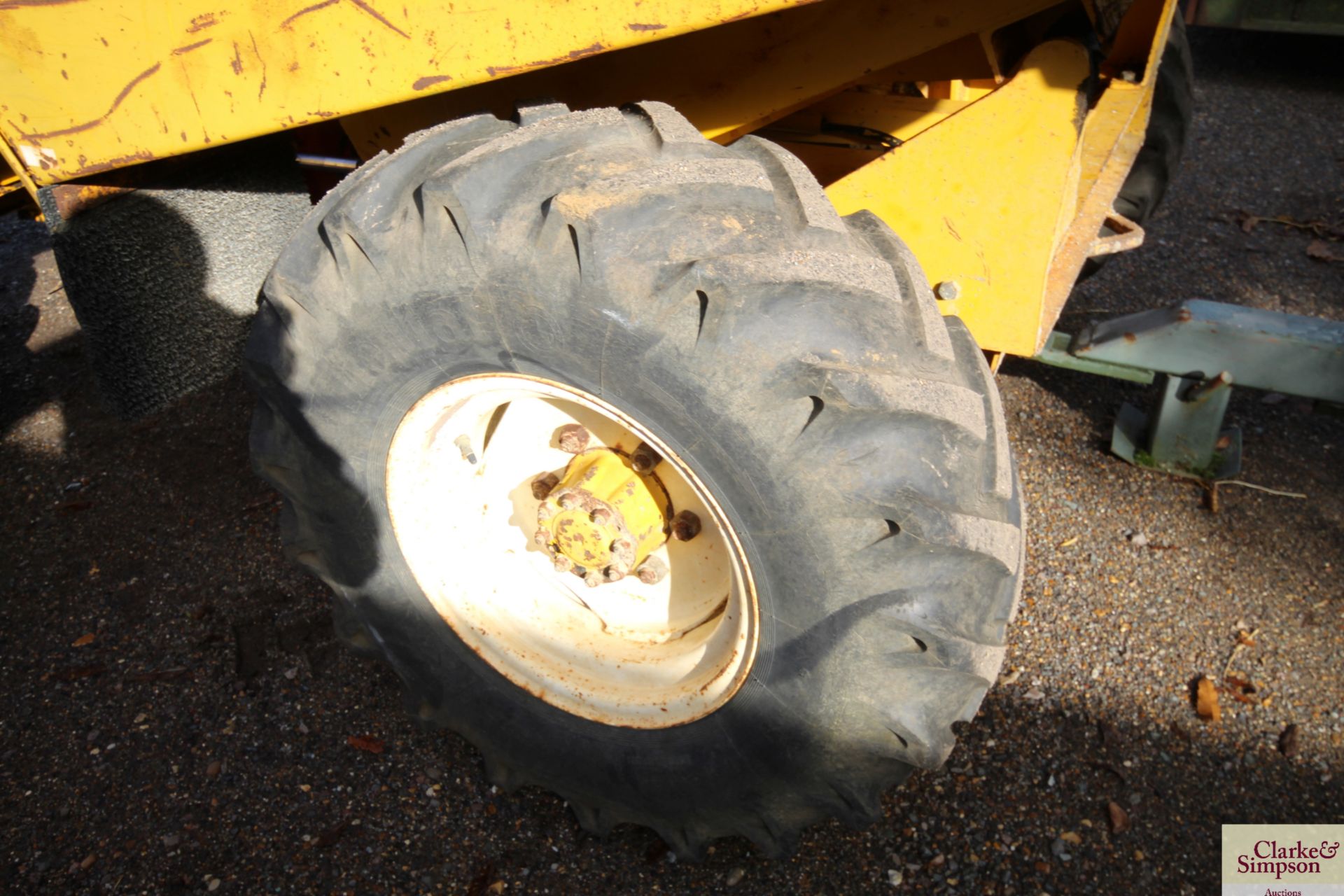 Sanderson Winget 4B 3000 4WD dumper. Serial number L4B34900715. 12.6-18 wheels and tyres. With - Image 23 of 26