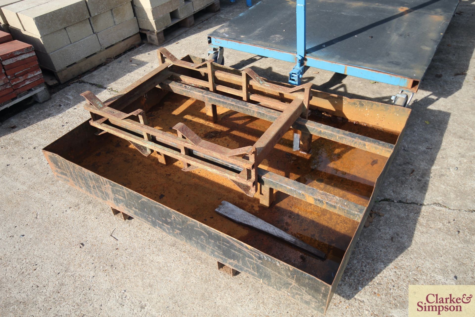 Double oil barrel stand and spill tray.