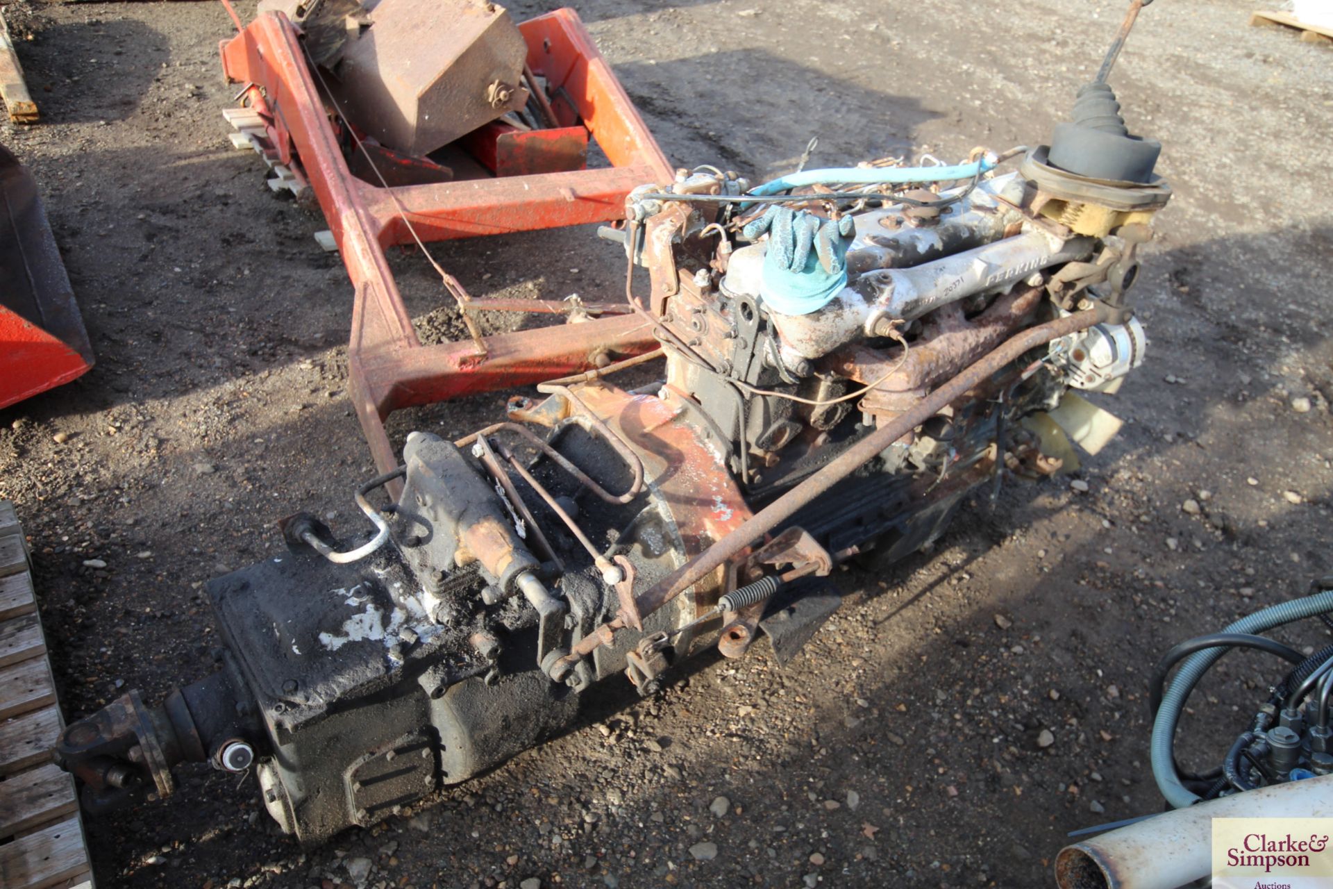 Perkins dot4 6cyl engine and gearbox. V - Image 4 of 9