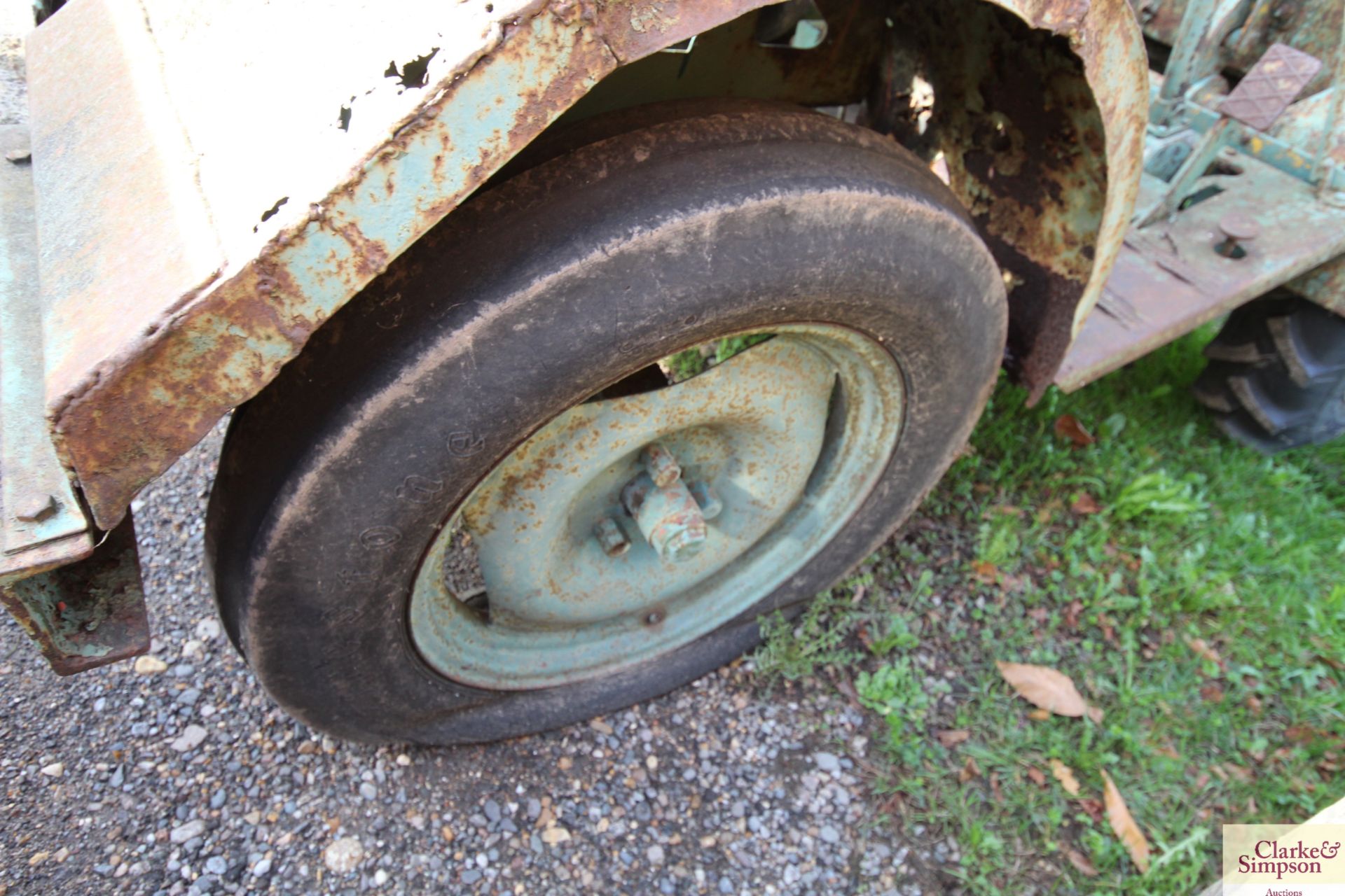 Vintage 2WD dumper. Registration RNO 226D (no paperwork). 7.50-16 front wheels and tyres @ 100%. - Image 13 of 16