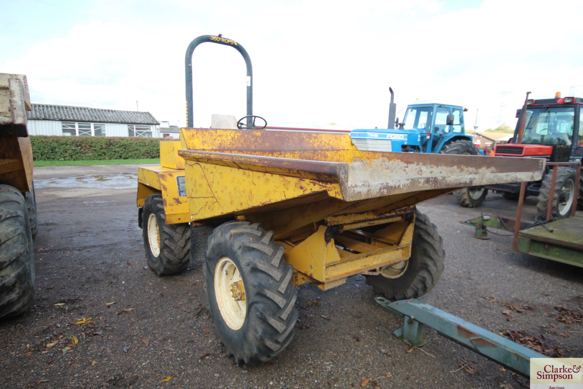 Sanderson Winget 4B 3000 4WD dumper. Serial number L4B34900715. 12.6-18 wheels and tyres. With - Image 4 of 26