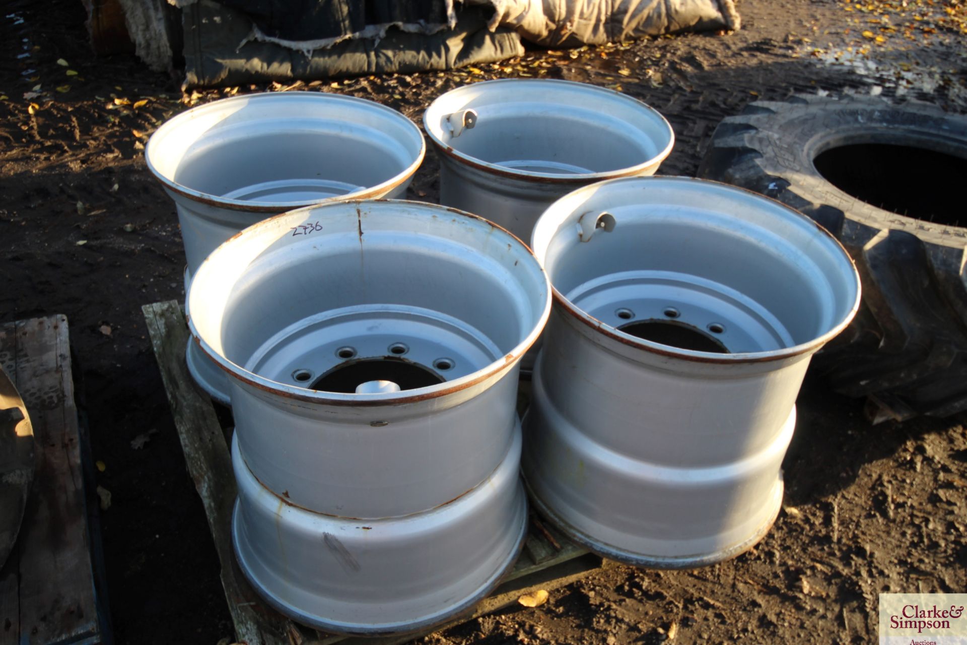 **CATALOGUE CHANGE** 4x 20x22.5 10 stud trailer rims. V