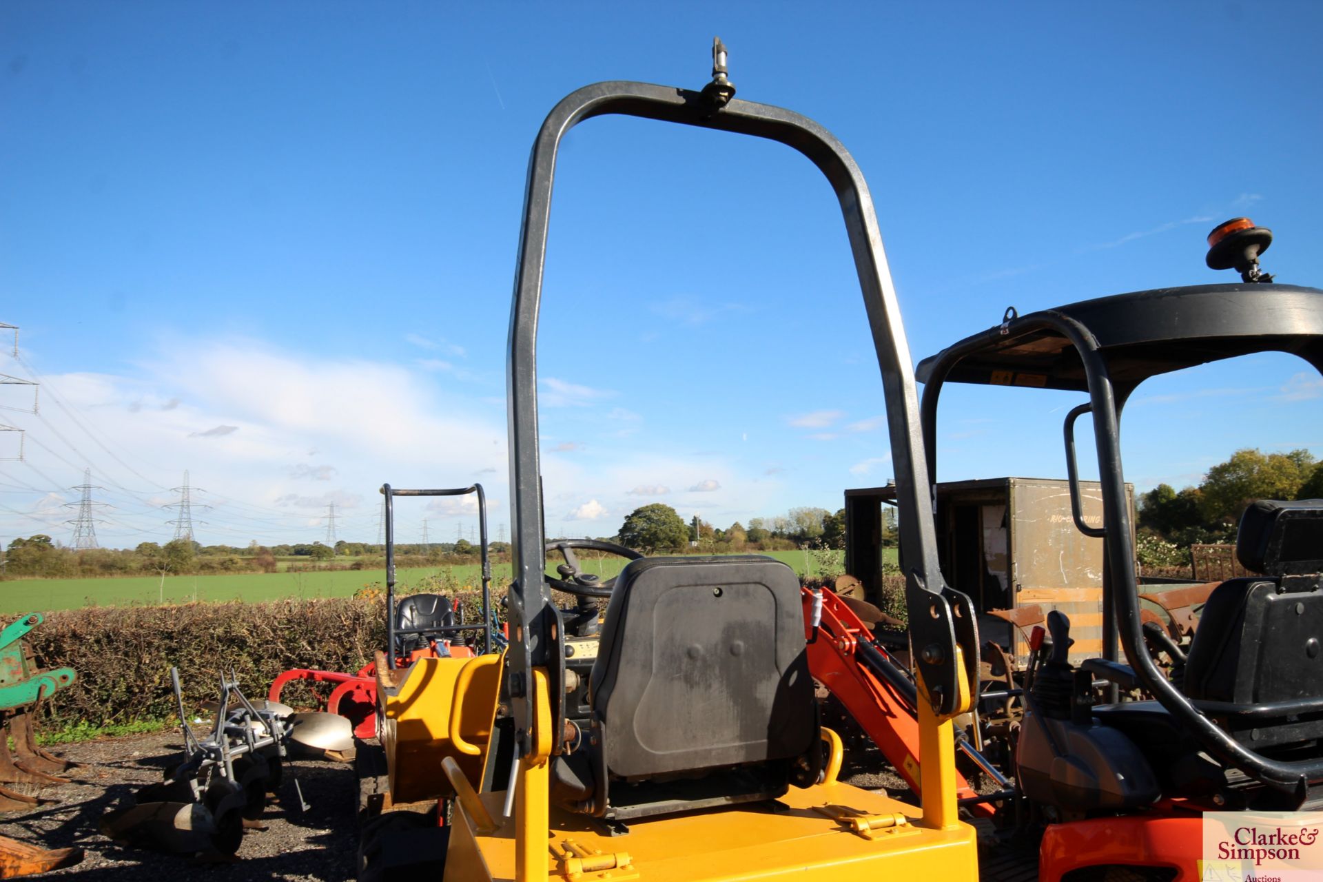 Thwaites 1T hydrostatic 4WD skip loading dumper. 2006. c.2,000 hours. Serial number - Image 12 of 25