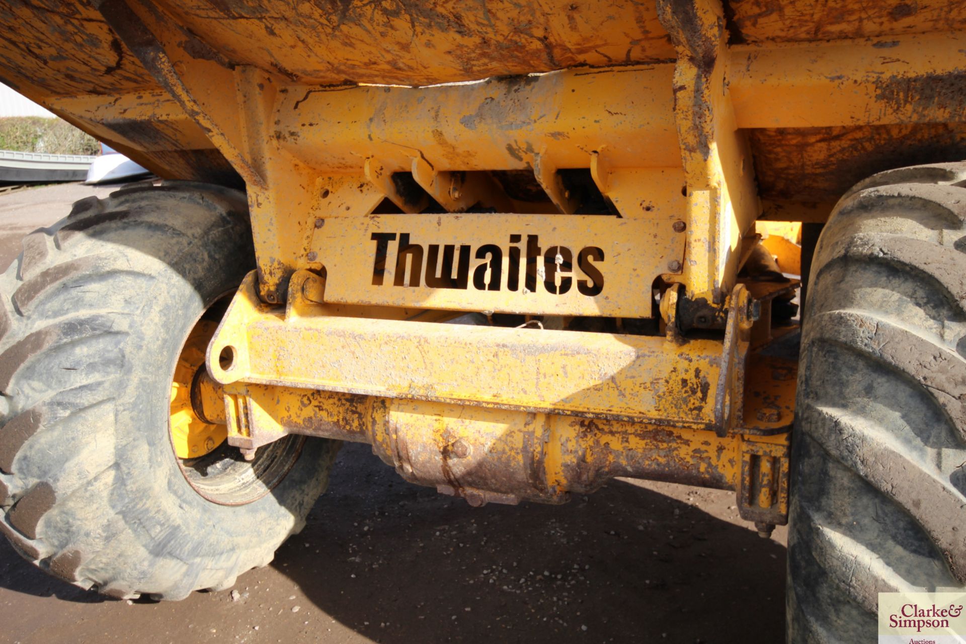 Thwaites 9T 4WD dumper. 2002. 500/60-22.5 wheels and tyres. Perkins engine. Vendor reports dumper - Image 9 of 38