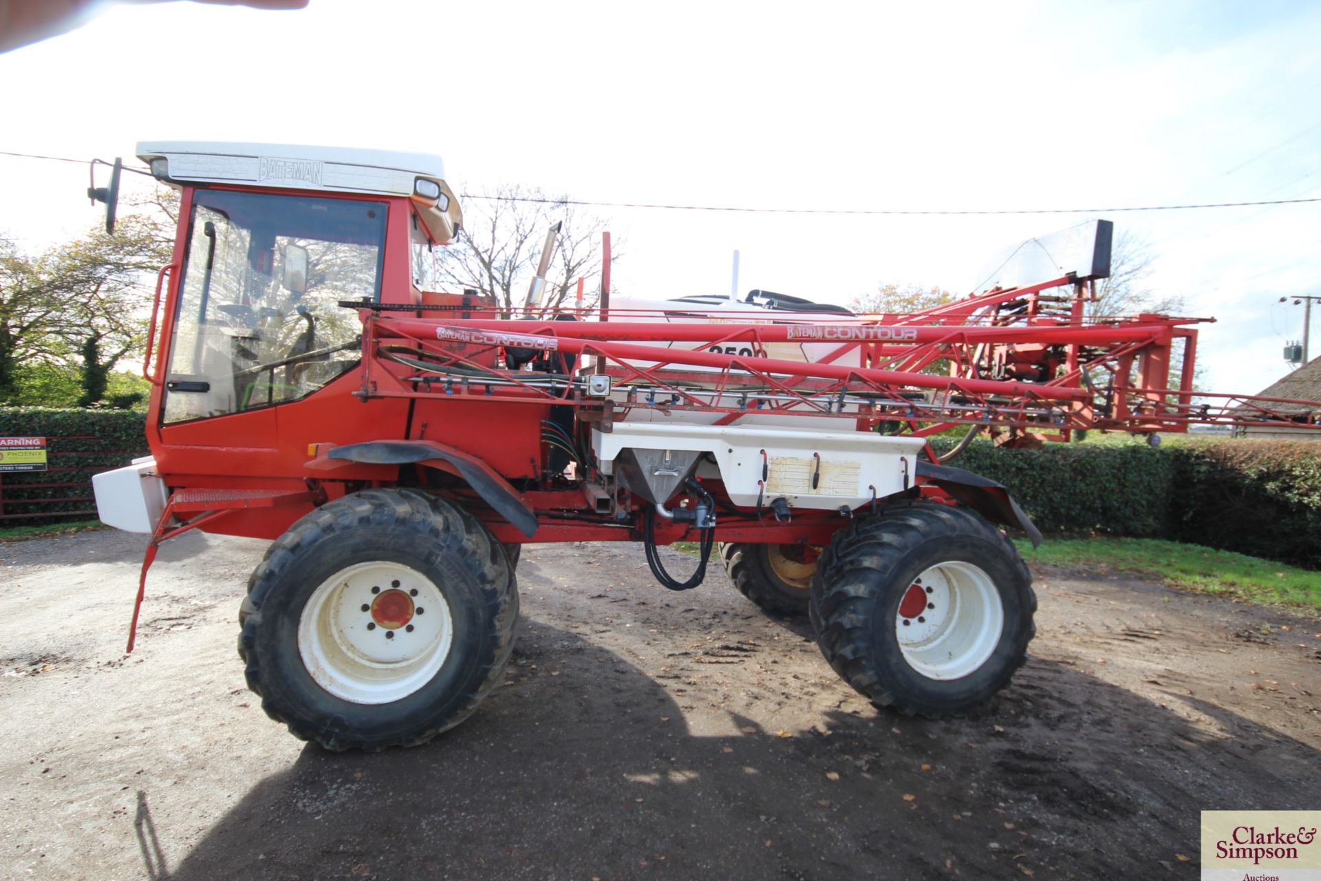 Bateman RB15 4WD self-propelled sprayer. Registration N971 WTA. Date of first registration 14/06/ - Image 2 of 62