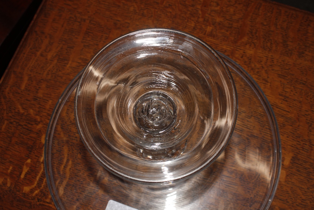 A good quality antique glass jelly stand, having circular dish top, raised on a fluted column on - Image 7 of 7