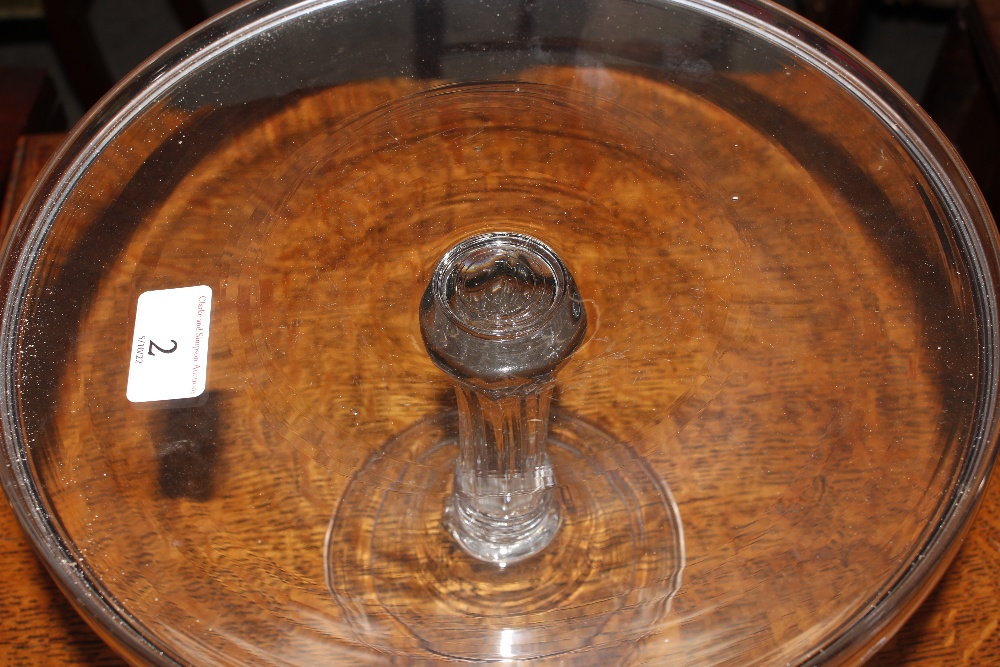 A good quality antique glass jelly stand, having circular dish top, raised on a fluted column on - Image 2 of 7