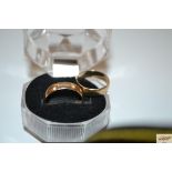 Two 9ct gold wedding rings