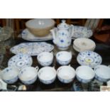 A quantity of Furnivals blue and white tea and din