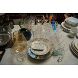 A collection of glassware to include Art Glass vas