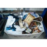 A box of sundries to include various ornaments; de