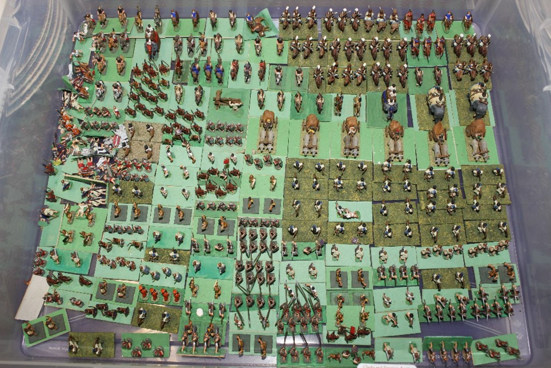 A box of 15mm Wargame figures for the Franco Pruss