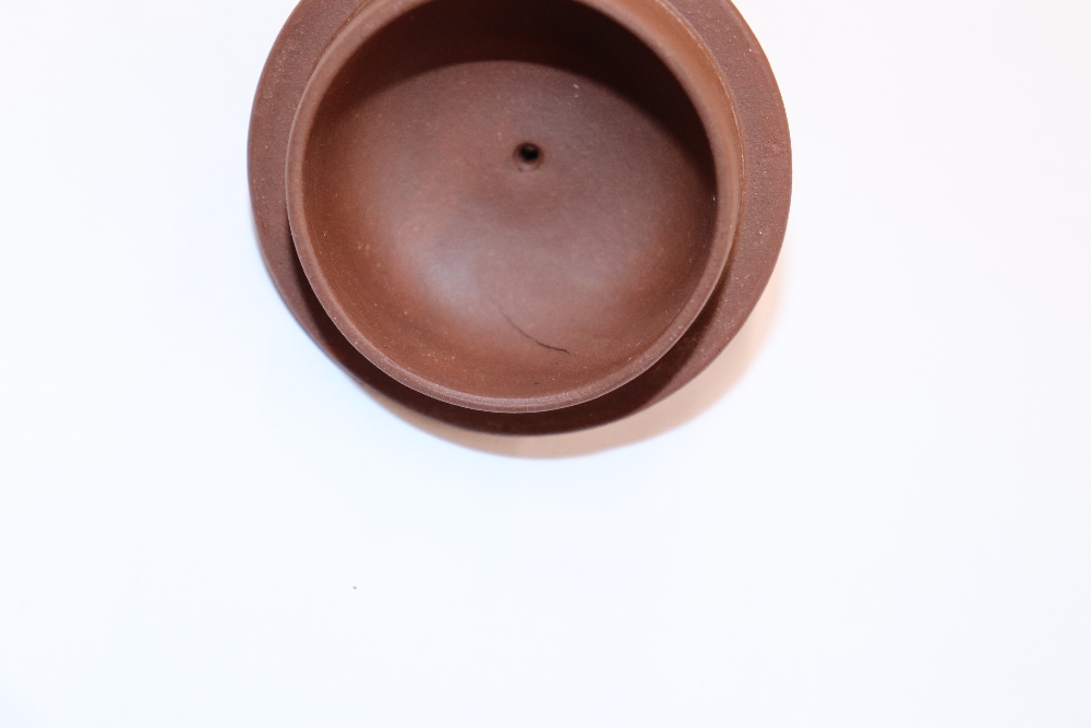 A small Chinese yxing terracotta teapot, seal mark - Image 6 of 6