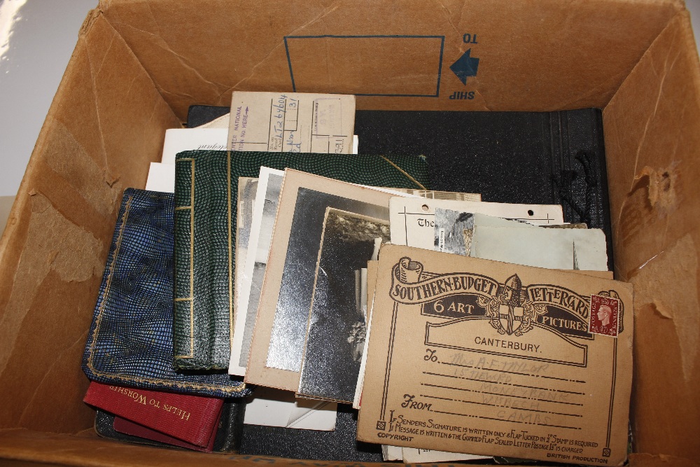 A collection of various ephemera - Image 2 of 10
