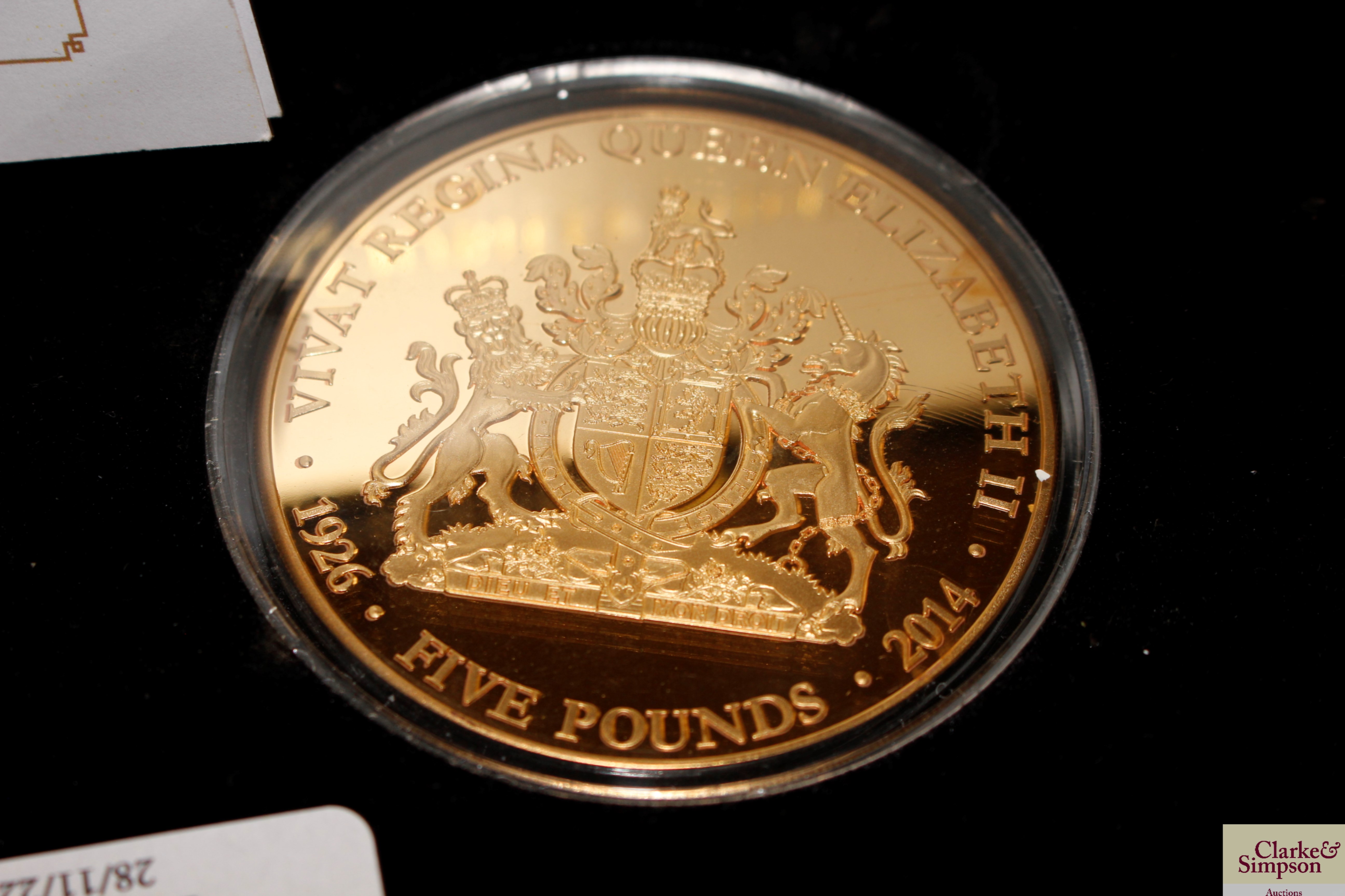 The Queen's 88th birthday super size £5 proof coin - Image 2 of 6