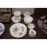 A quantity of Royal Worcester Evesham dinnerware