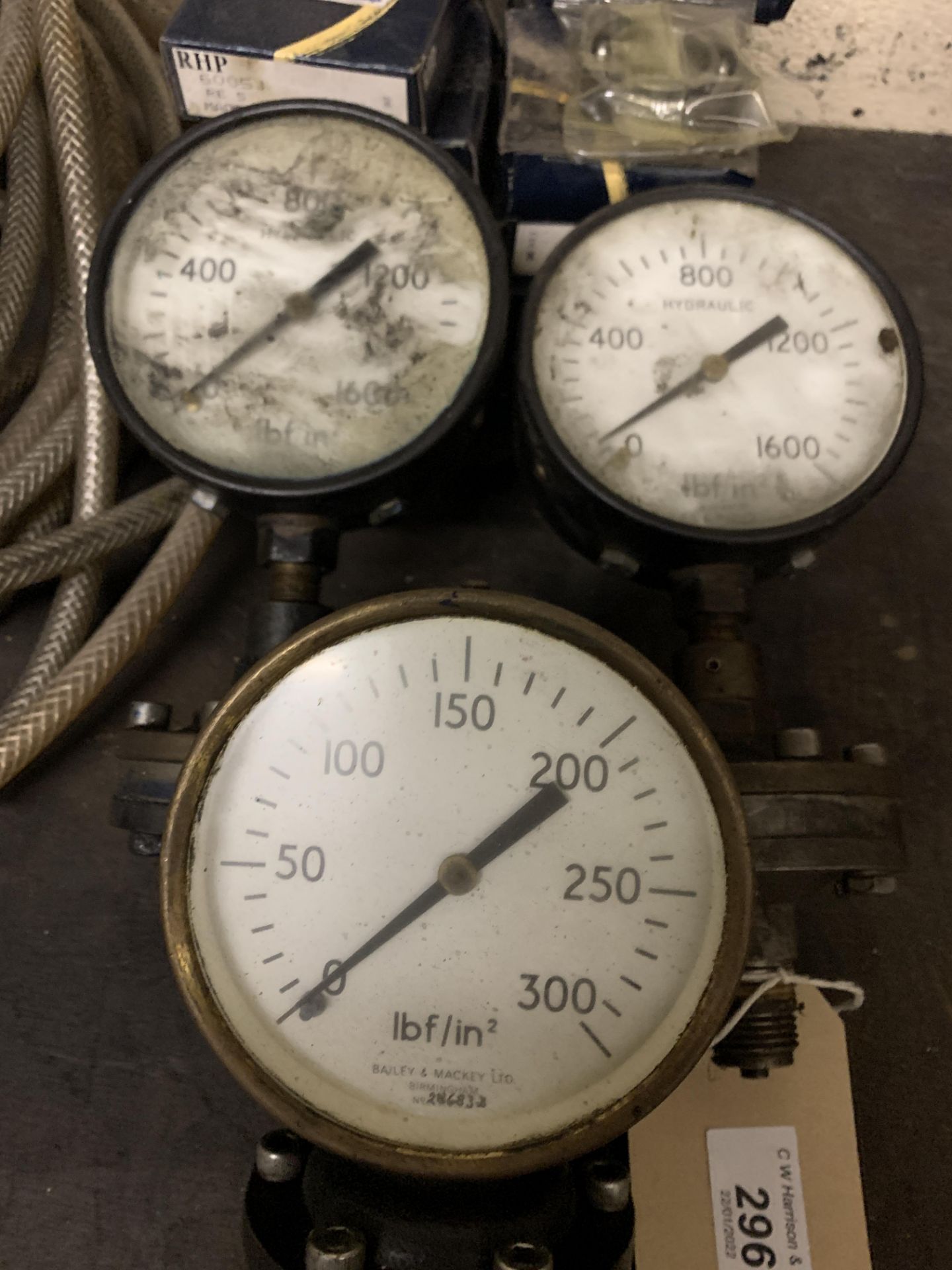Three pressure gauges - two max pressure 1600 11F/in²,