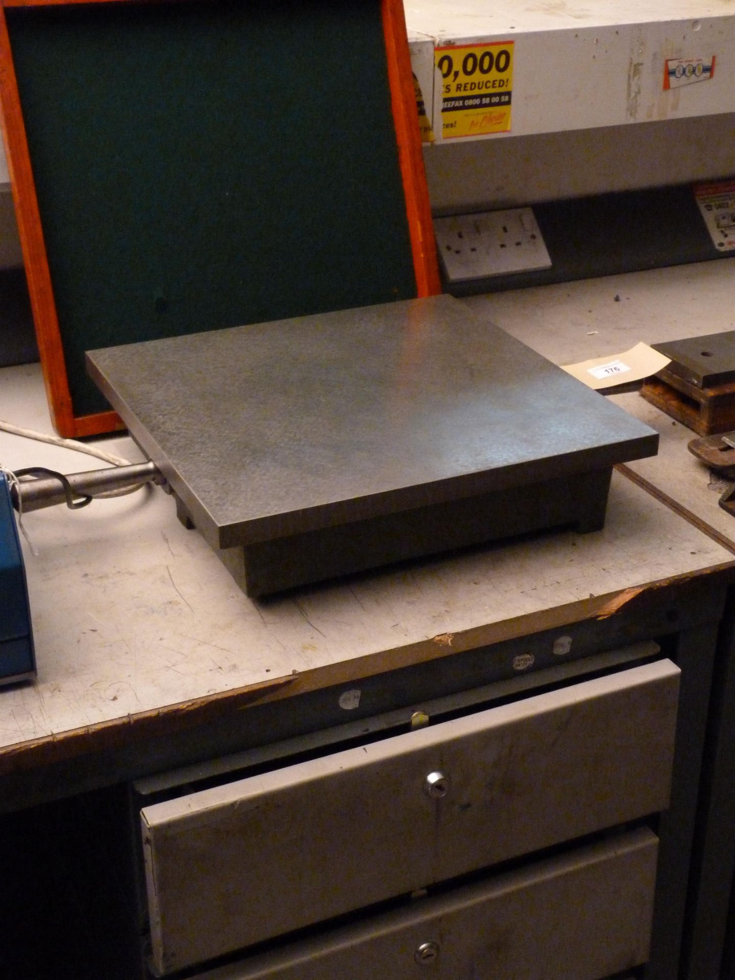 A bench top surface plate 15" x 15"