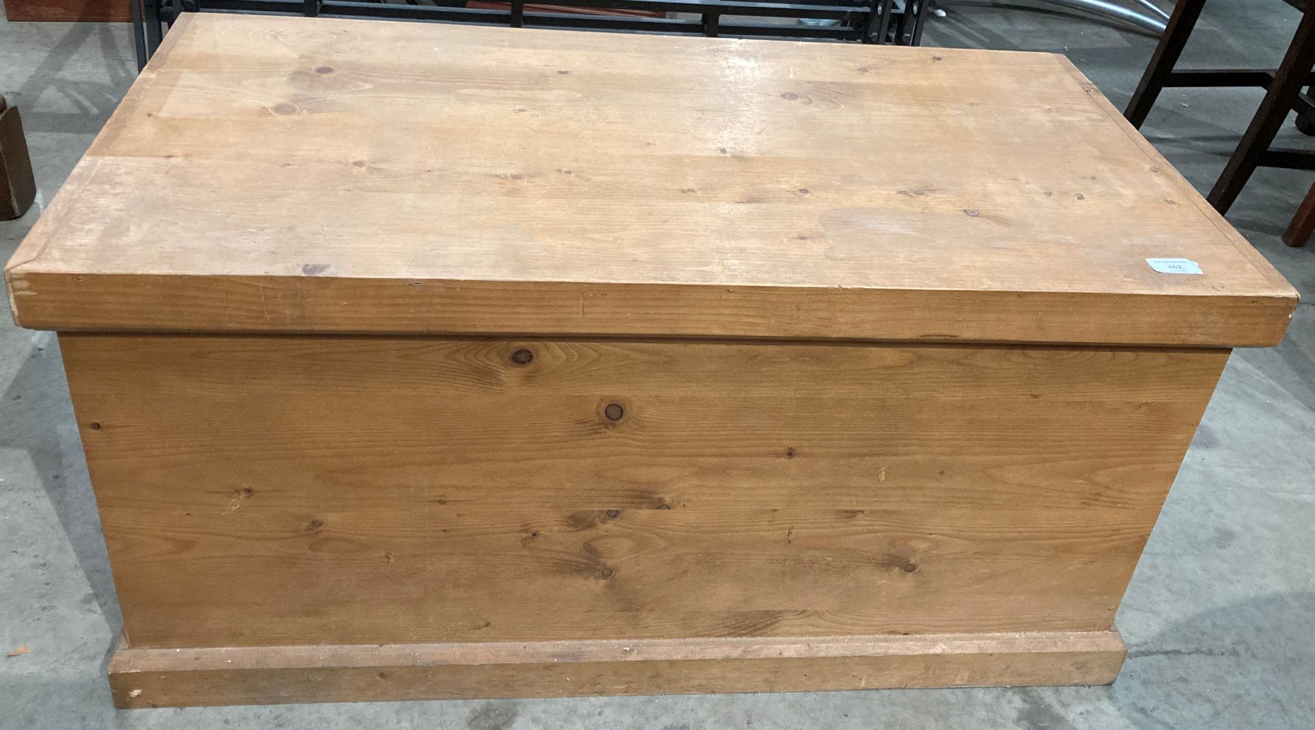 A pine blanket box,