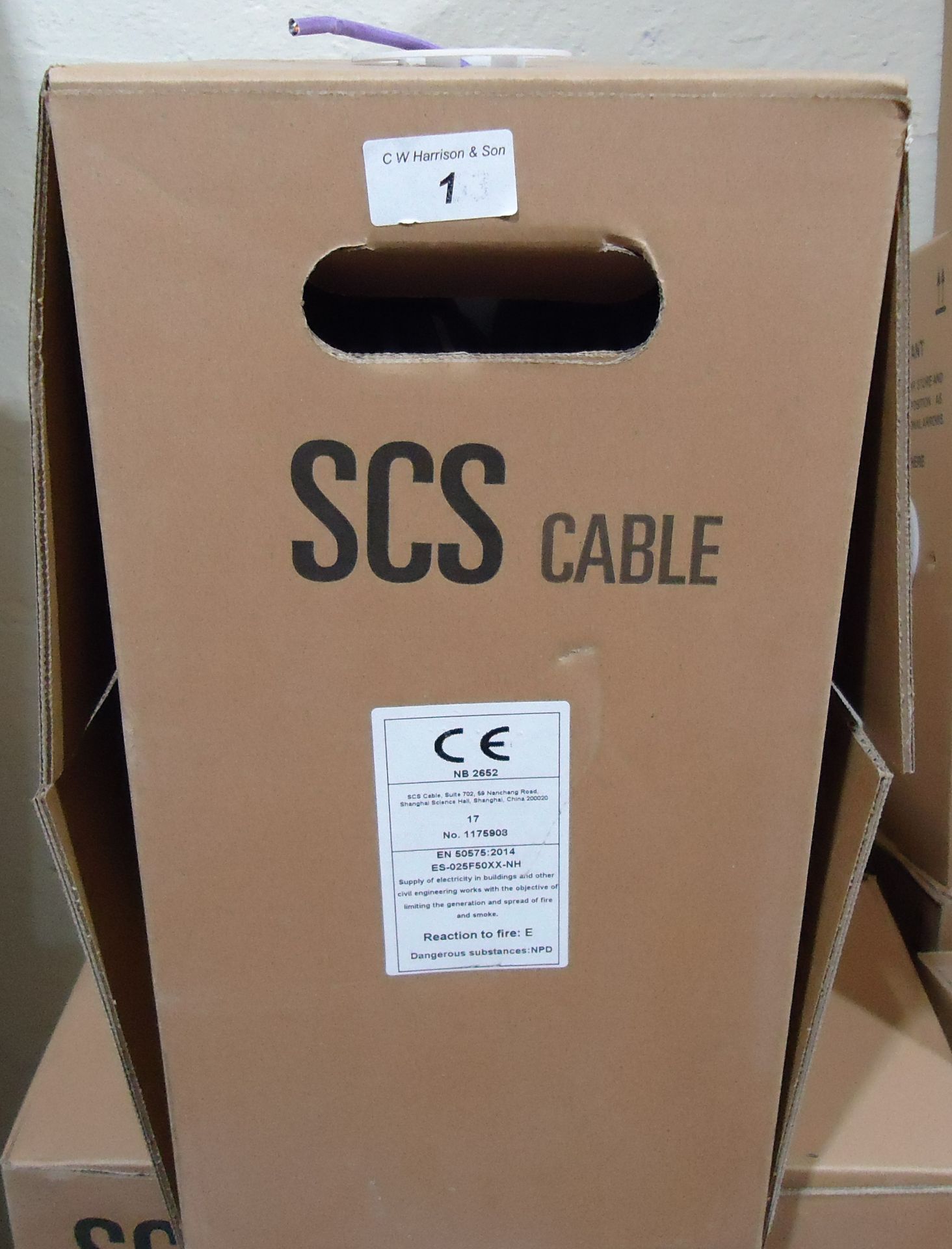 1 x 305M BOX CAT5E LSF CABLE