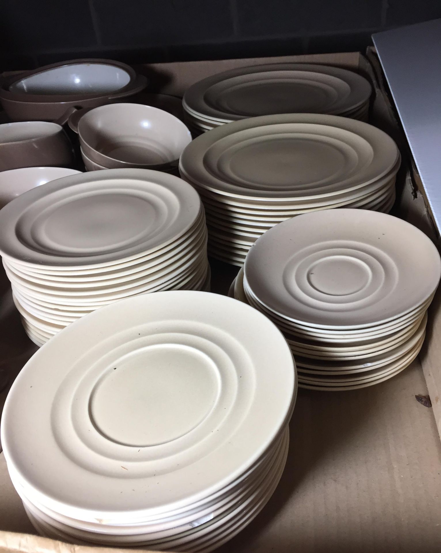 80+ Pieces Branksome brown crockery - many pieces damaged - Image 4 of 4