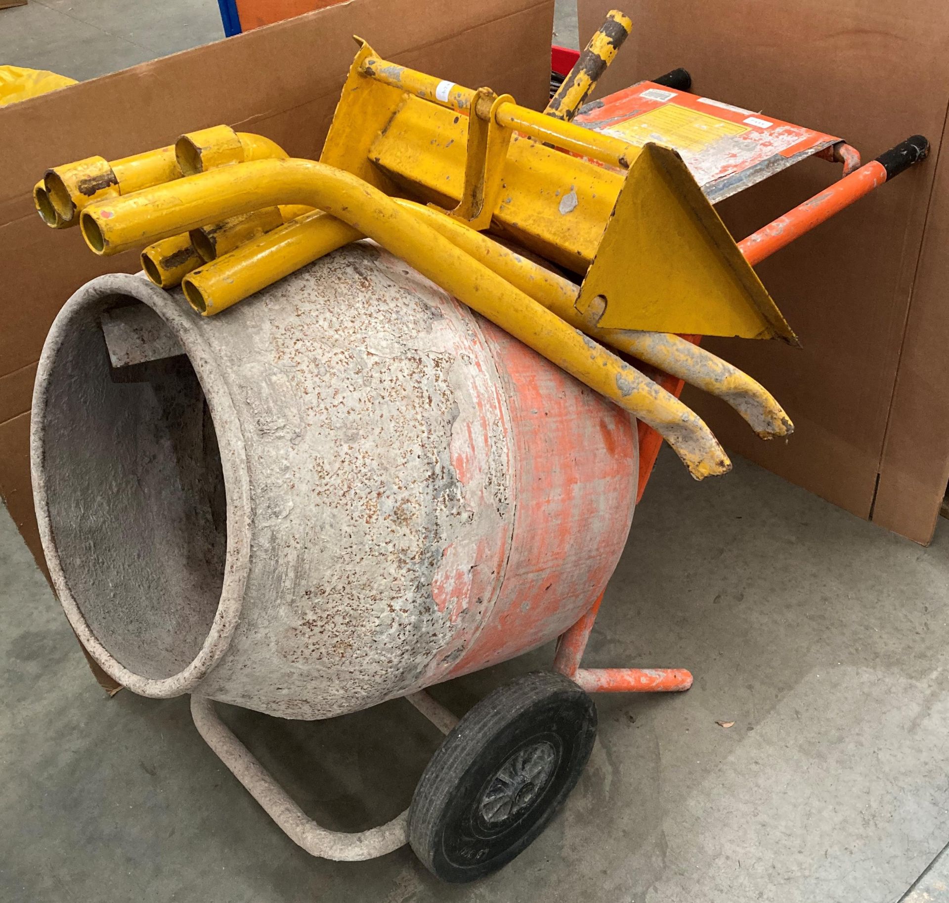 Belle Mini 140 240v mobile cement mixer complete with stand (middle of warehouse) - Image 3 of 5