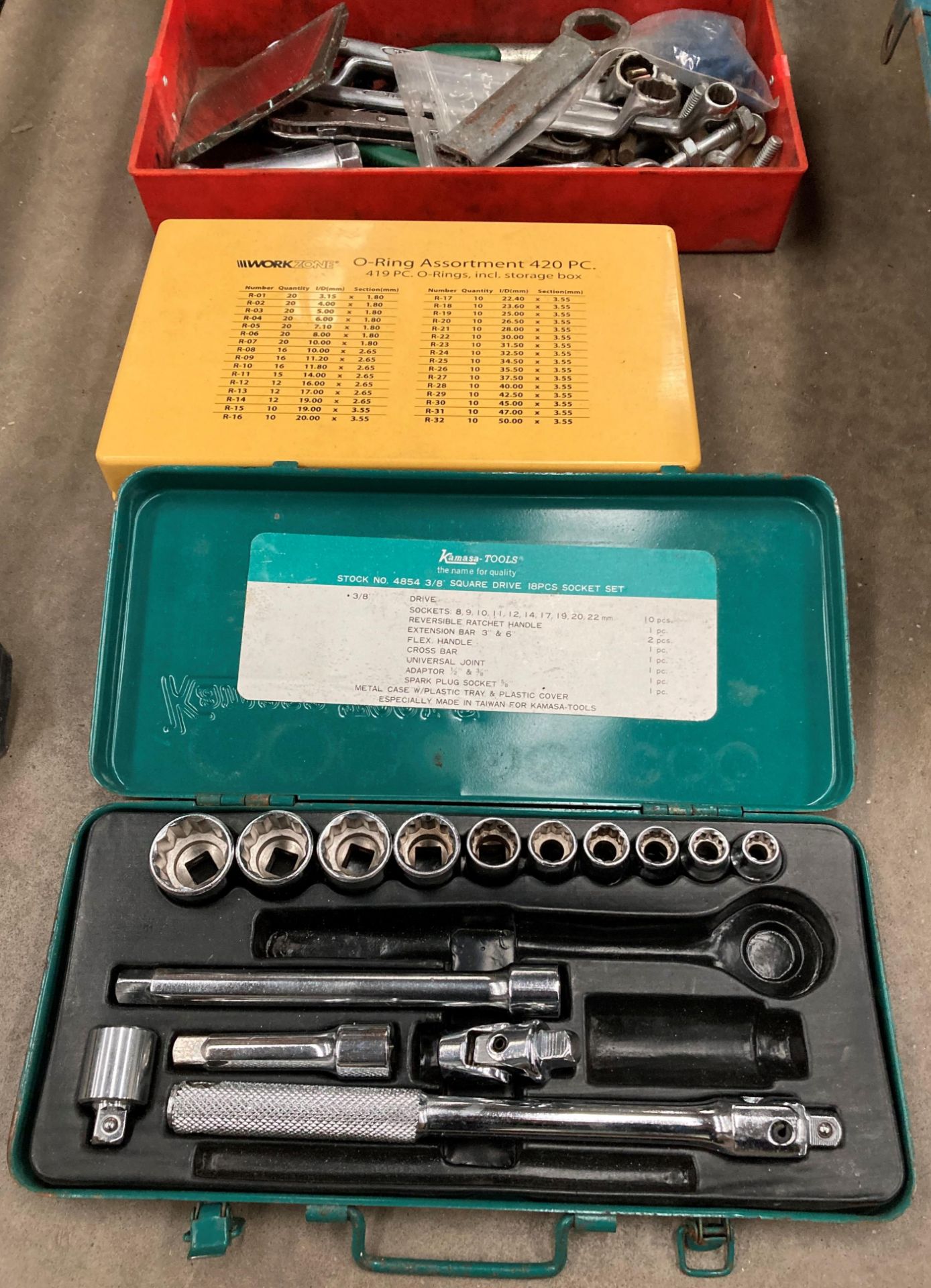 Contents to pallet - two tool boxes and contents, Kamasa socket set, record plane, - Image 5 of 6