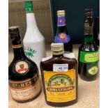 5 x assorted bottles including one litre Malibu, 70cl St Remy VSOP Brandy, 35cl Clema Catalana,