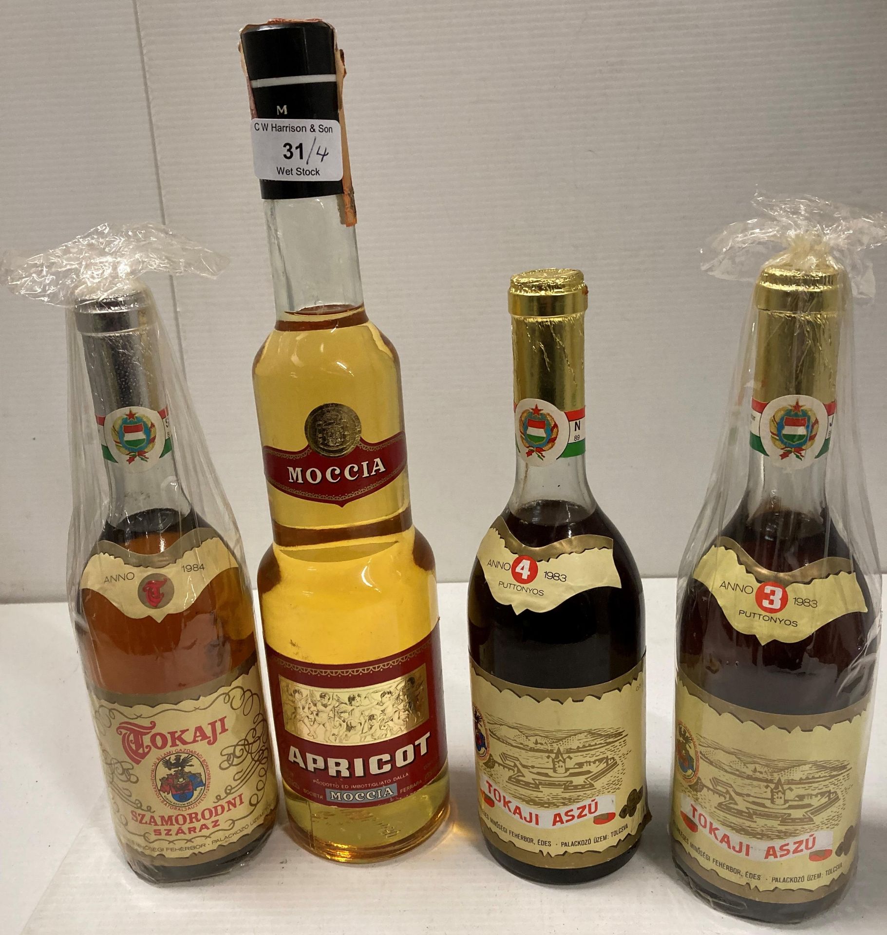 4 x assorted bottles of liqueurs, etc including Moccia Apricot,