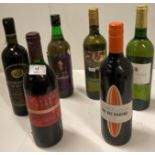 6 x assorted bottles of wine - Carganega Pinot Grigio, mulled wine, The Big Kahuna red,