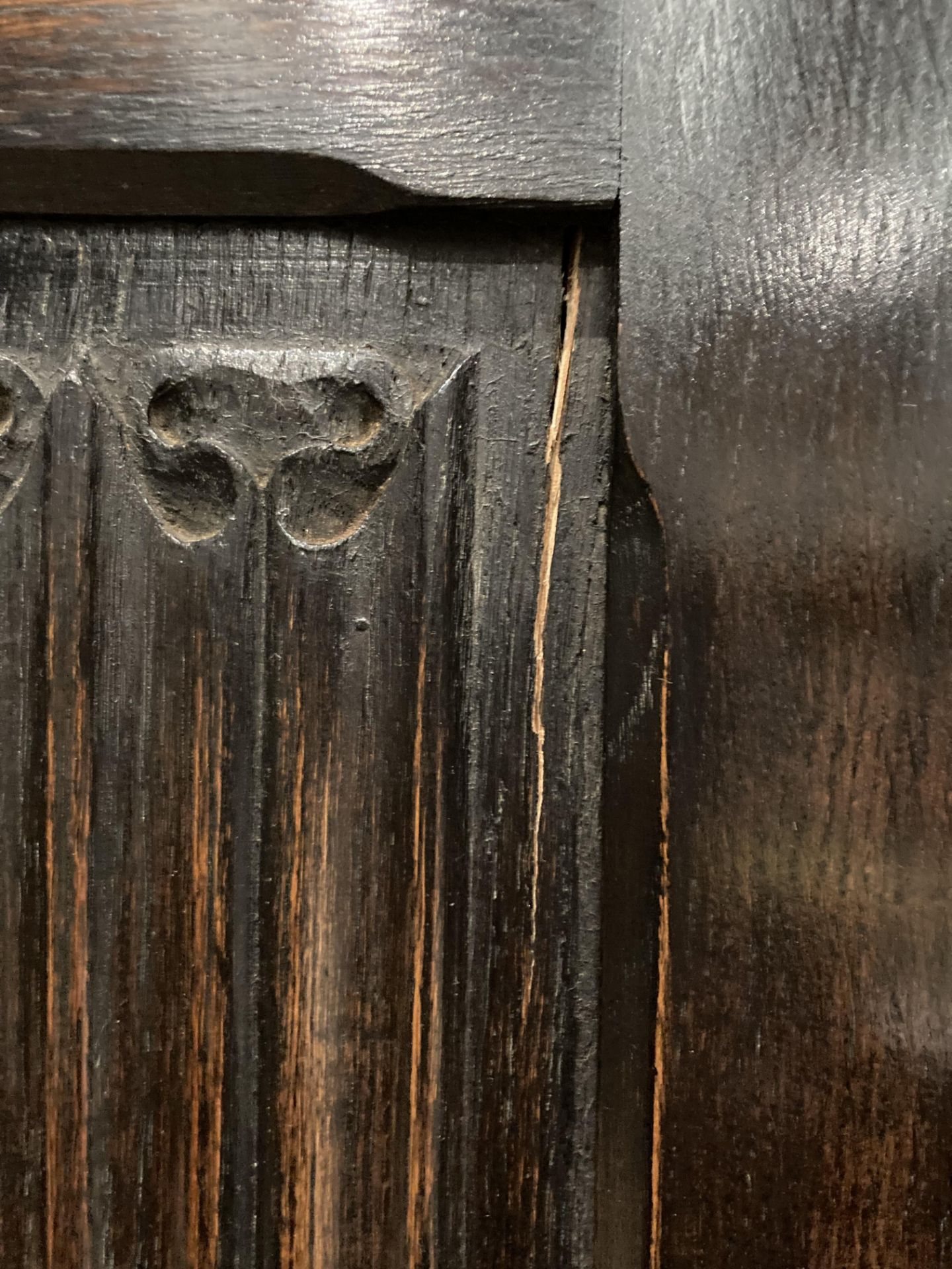A carved oak single door hall wardrobe, - Image 4 of 4