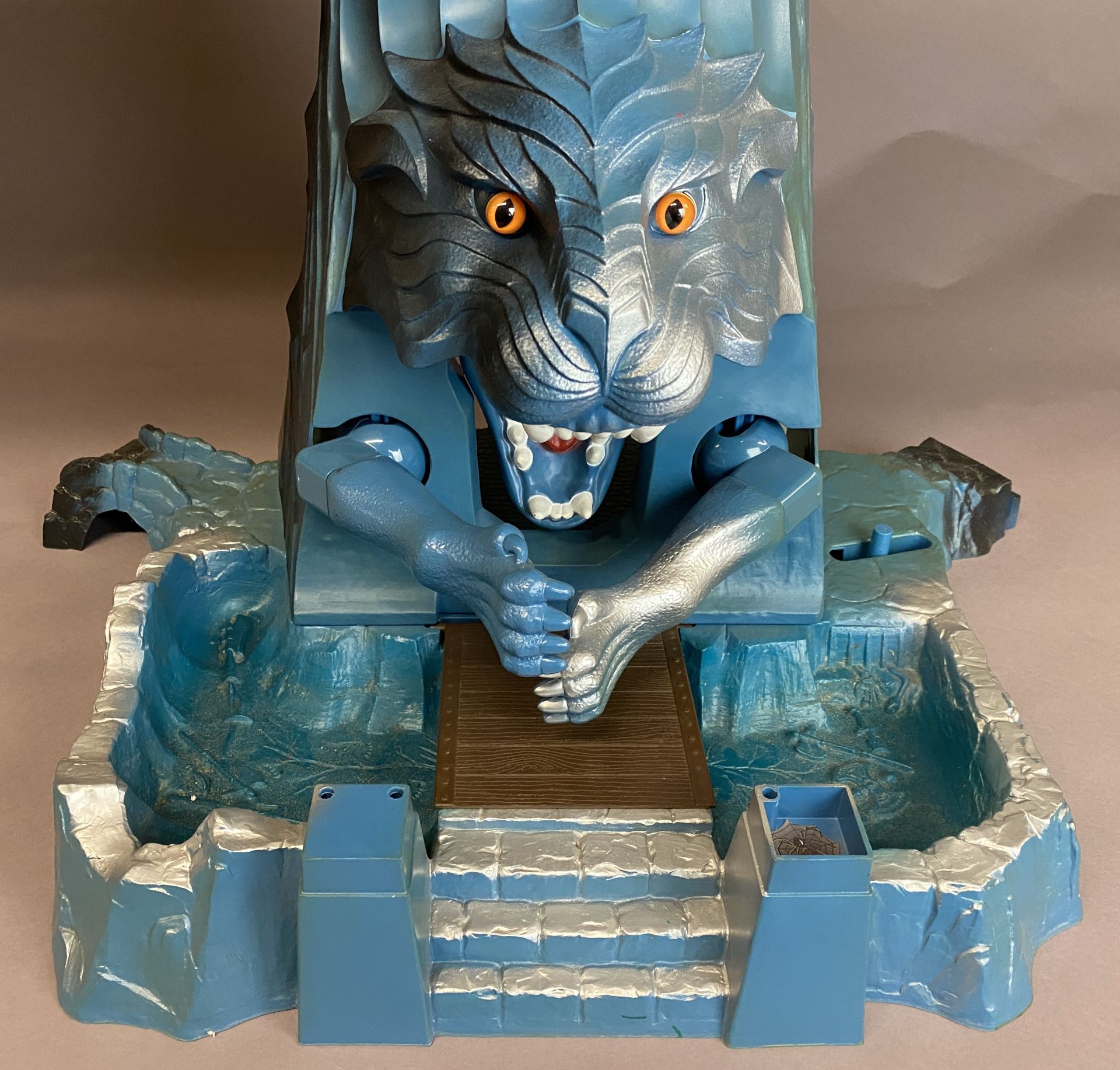 ETERNIA - Vintage Masters of the Universe Playset and Original Box (MOTU) - Appears to be complete - Image 94 of 125