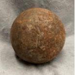 An old cannonball (S1 T5)