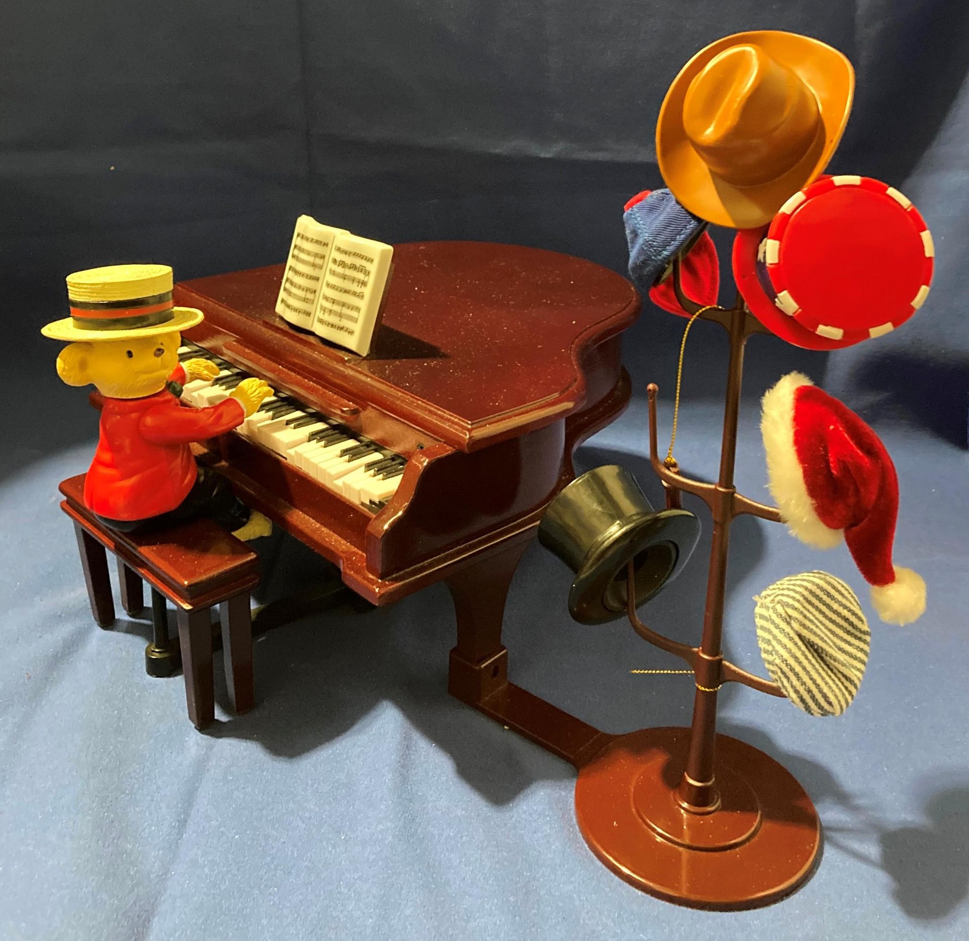 "Teddy Takes Quest" with baby grand piano by Gold Label Collection a Musical and Action with seven