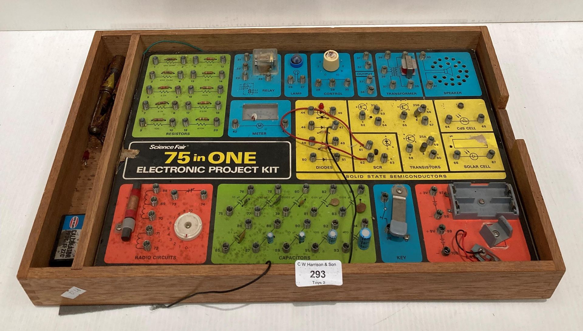 Science Fair 75 in one electronic project kit (S1 T2)