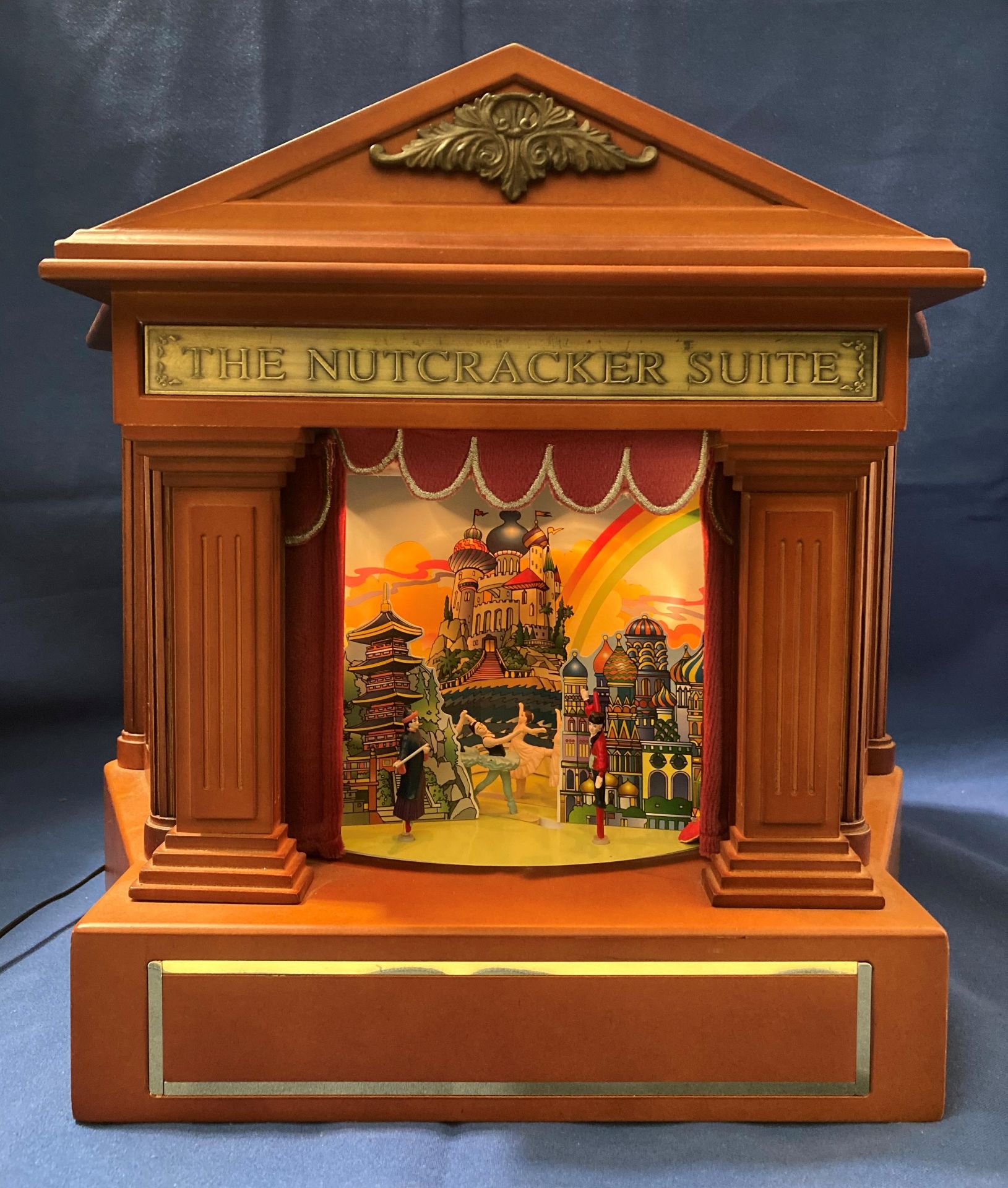 "The Nutcracker Suite" by Mr Christmas a action and musical stage show box 240v - no box 33cm high - Image 3 of 4