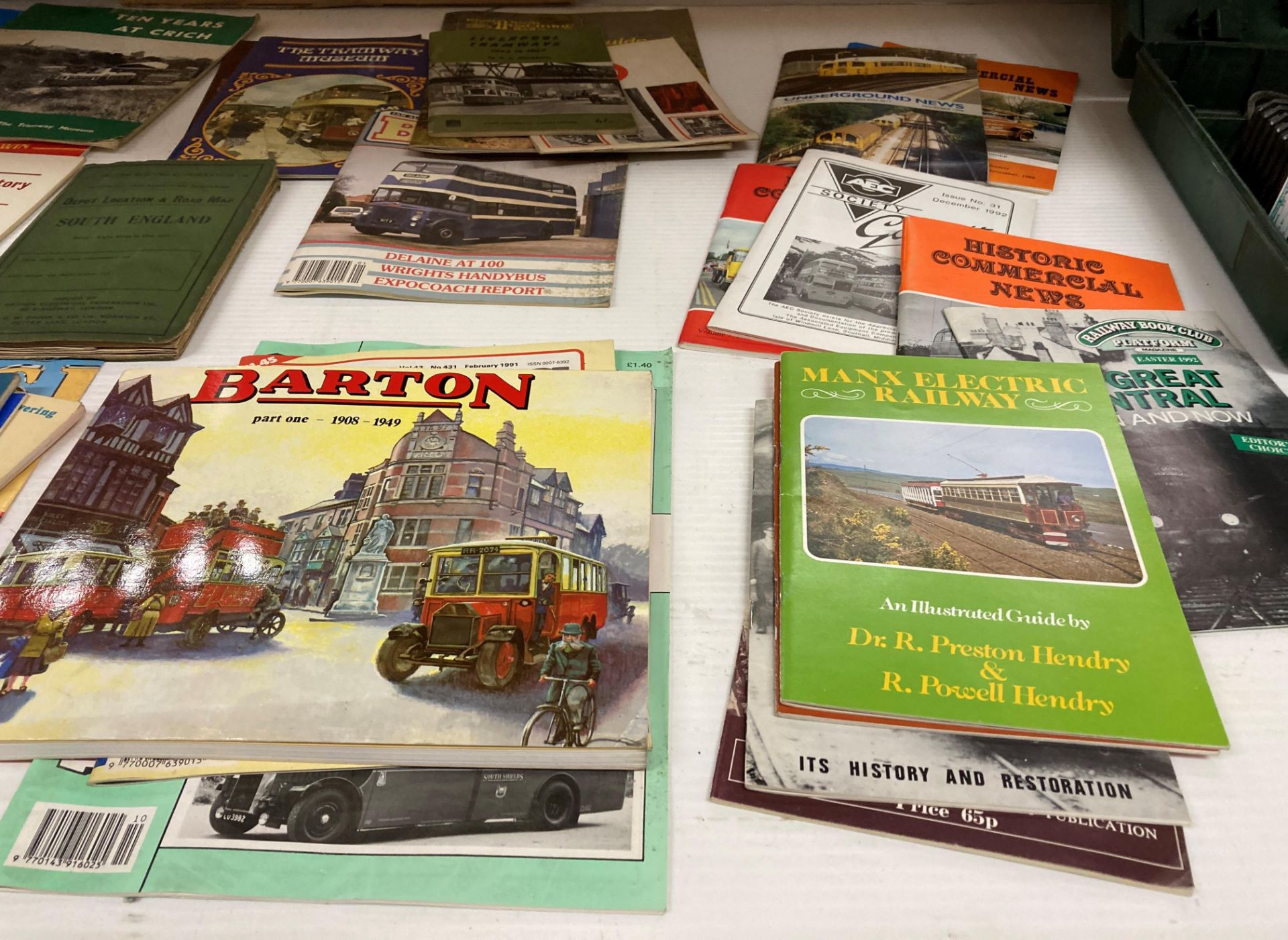 Contents to majority of rack - a large quantity of booklets on trams, trolley buses, railways, - Image 2 of 5