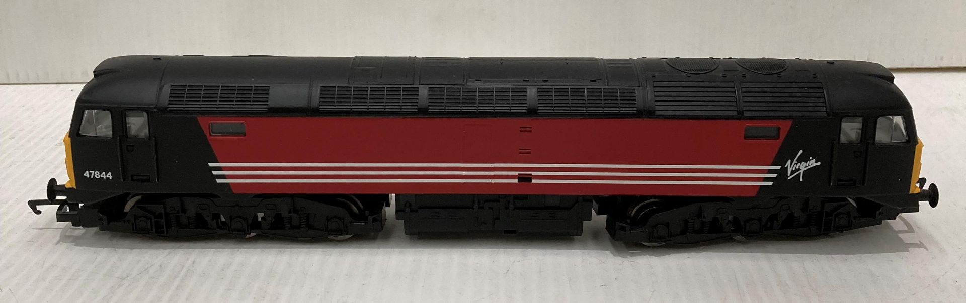 Hornby Virgin No: 47844 diesel locomotive "OO" gauge and a Mainline Intercity 827 Zulu Warship - Image 2 of 3