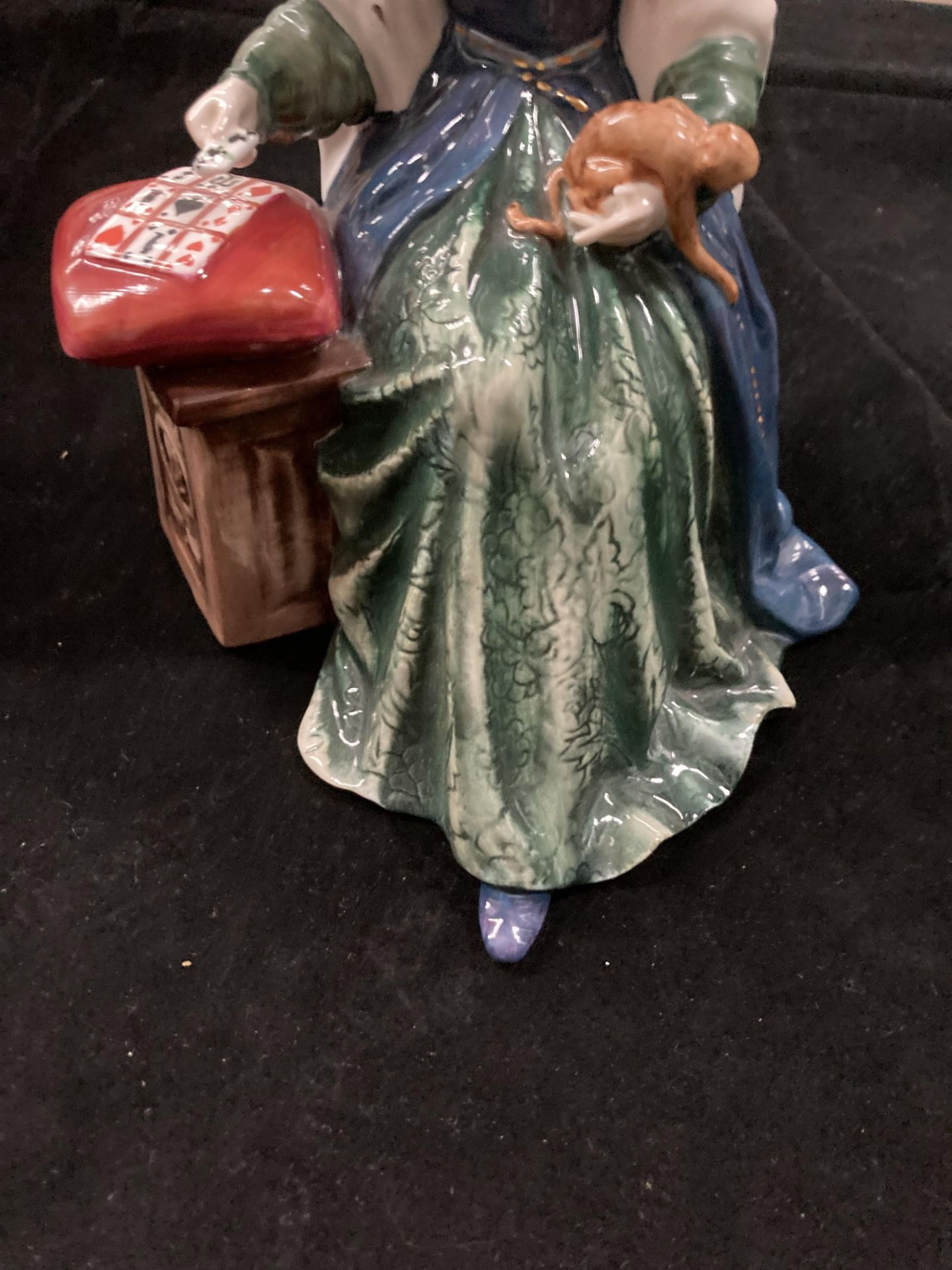 A Royal Doulton Limited Edition fine China figurine of 'Catherine of Aragon' HN3233 40/9500 18. - Image 8 of 8