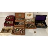 Contents to tray - large quantity of costume jewellery including earrings, necklaces, bracelets,