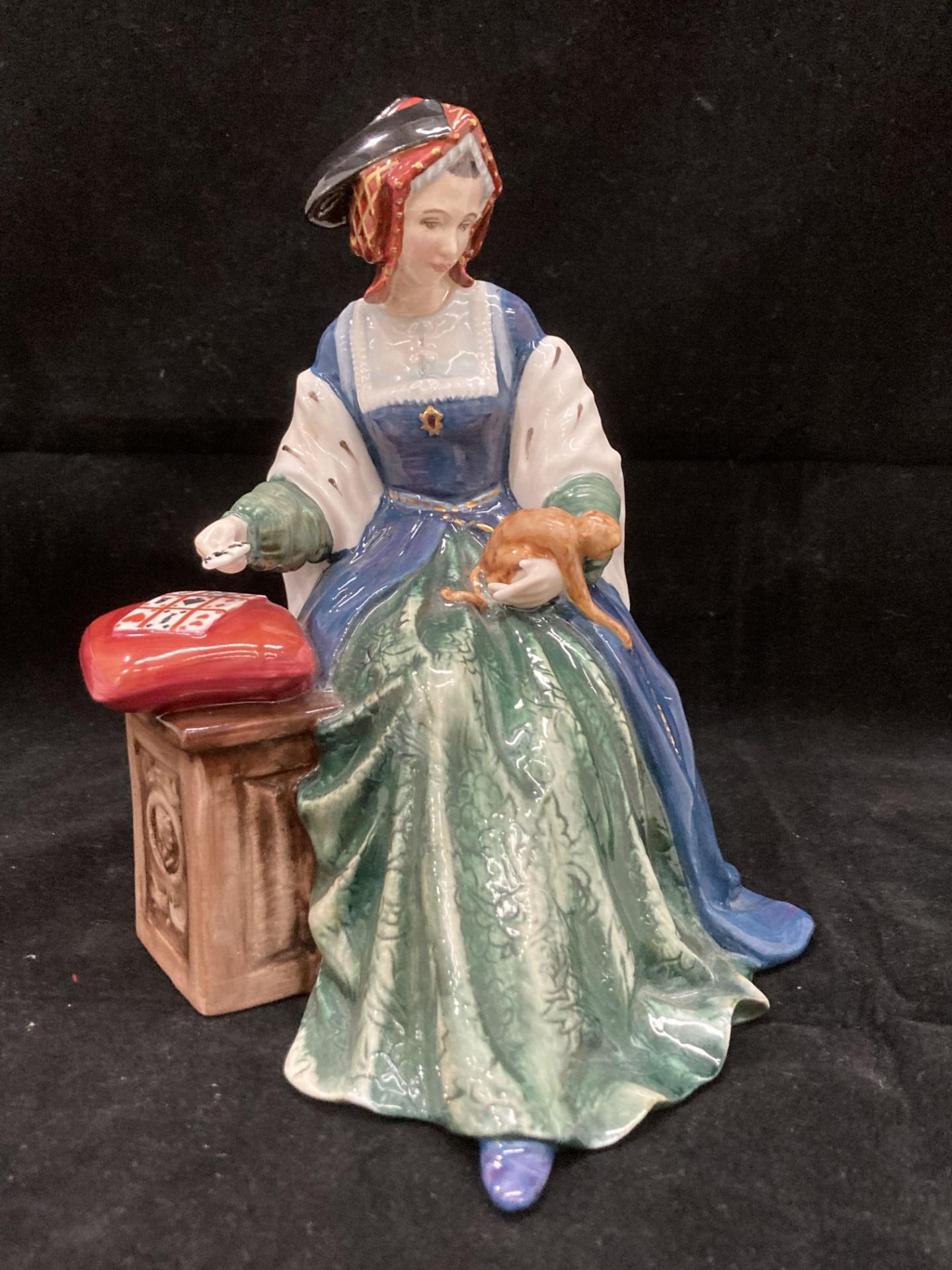 A Royal Doulton Limited Edition fine China figurine of 'Catherine of Aragon' HN3233 40/9500 18.