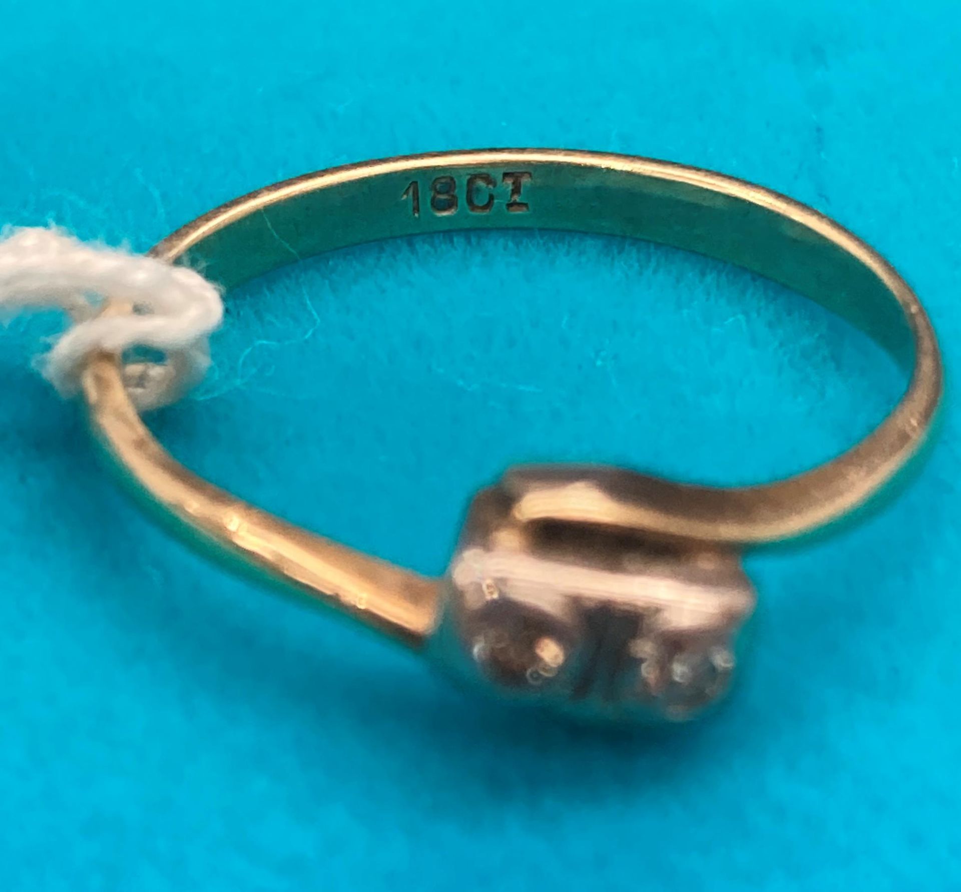 18ct gold 2 diamond (not tested) illusion ring, size Q - weight 2. - Image 2 of 2