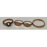 A 9ct gold wedding band, a dress ring lacking stone and two signet rings (4) total weight 9 grams.