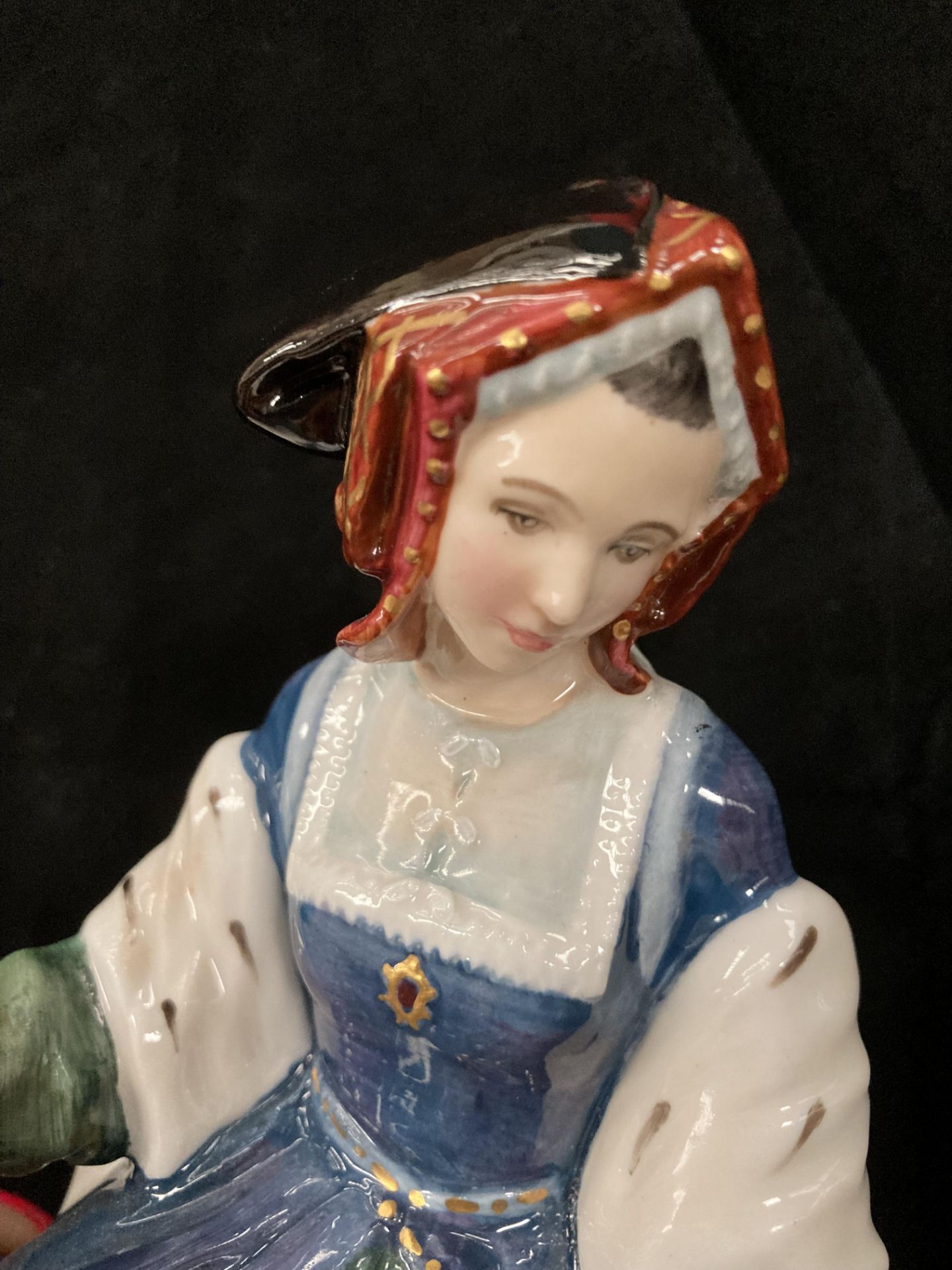 A Royal Doulton Limited Edition fine China figurine of 'Catherine of Aragon' HN3233 40/9500 18. - Image 7 of 8