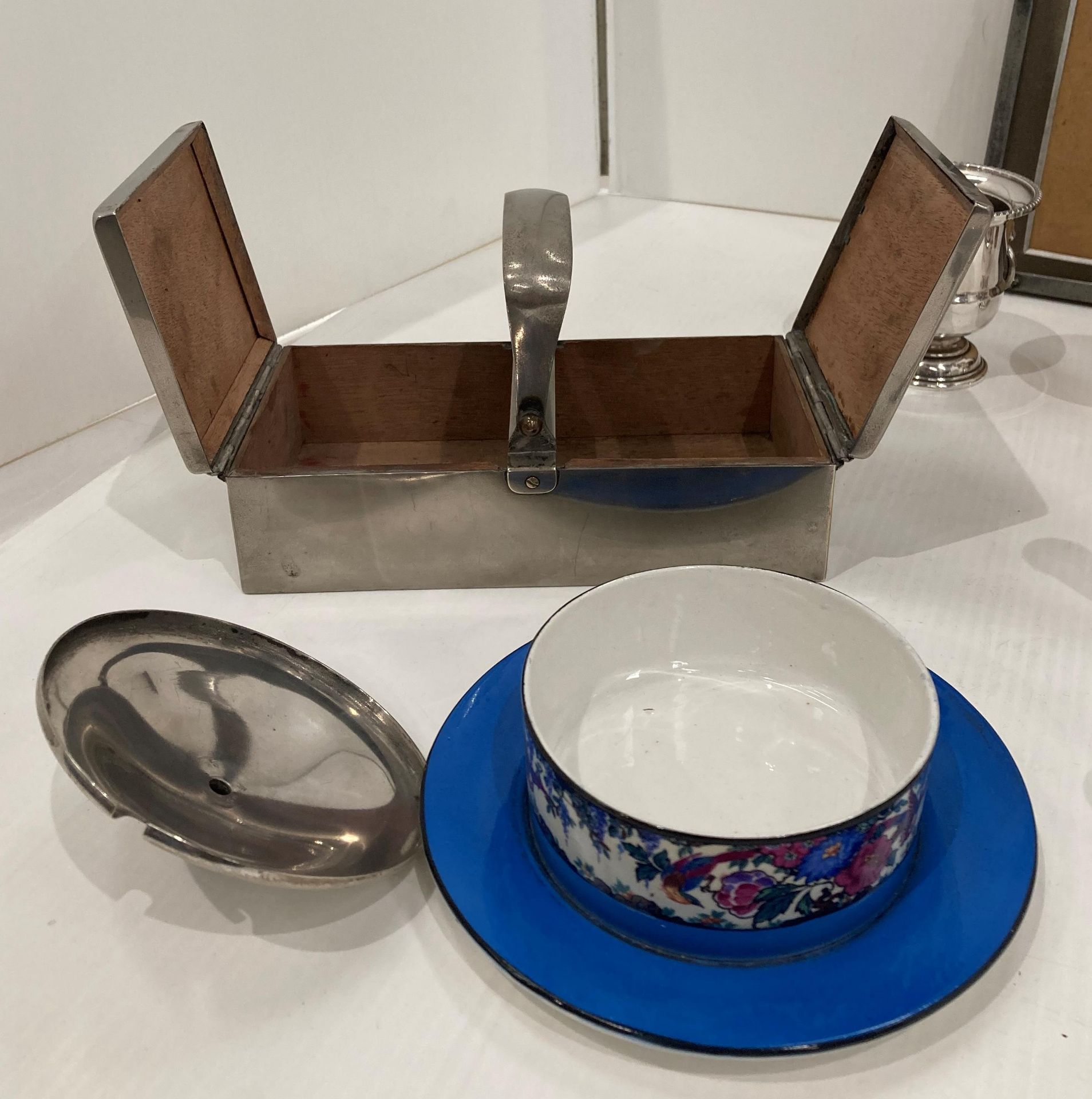 Contents to tray - assorted EPNS items including ice bucket, toast rack, vases, - Image 2 of 4