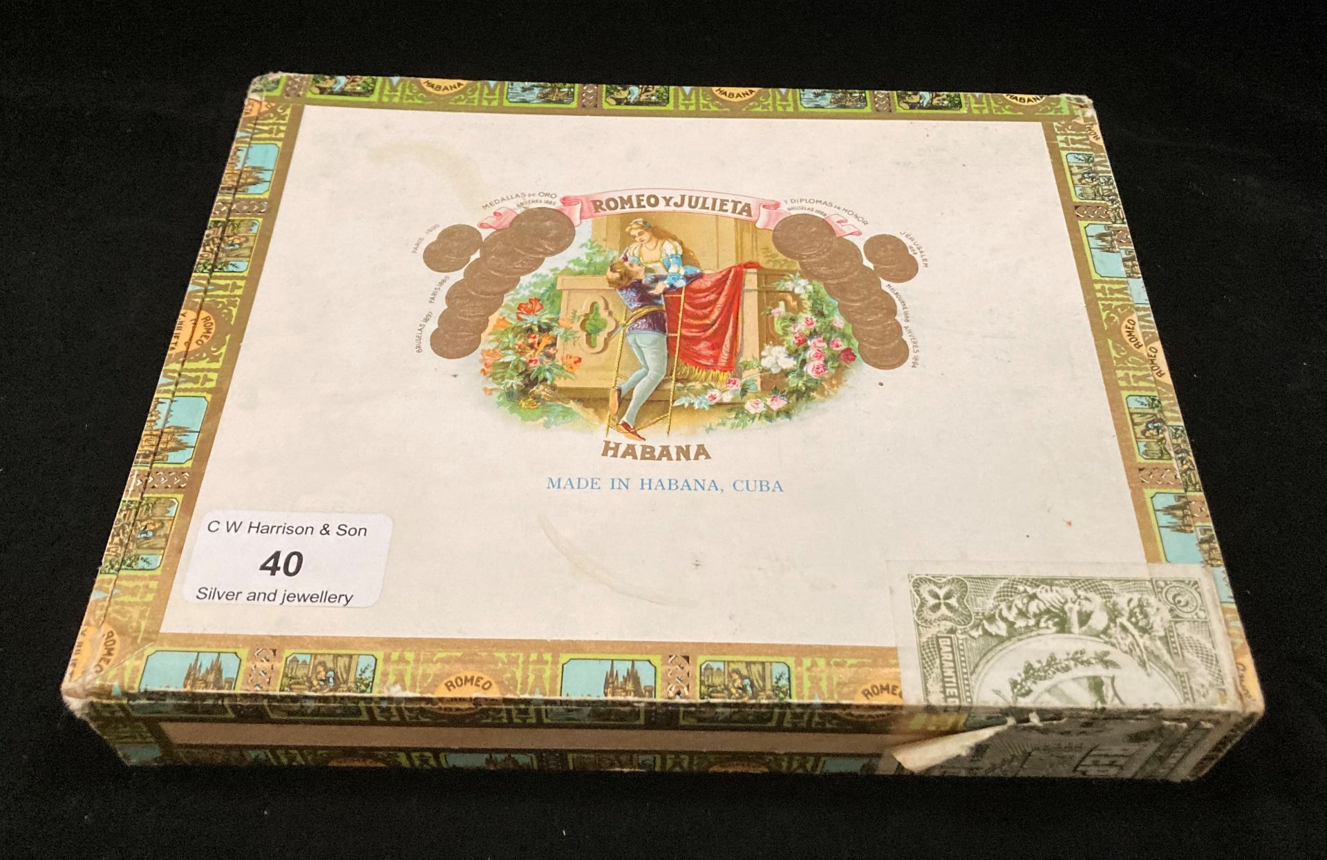 A cigar box containing eight Romeo and Julieta Habana cigars - Image 4 of 4