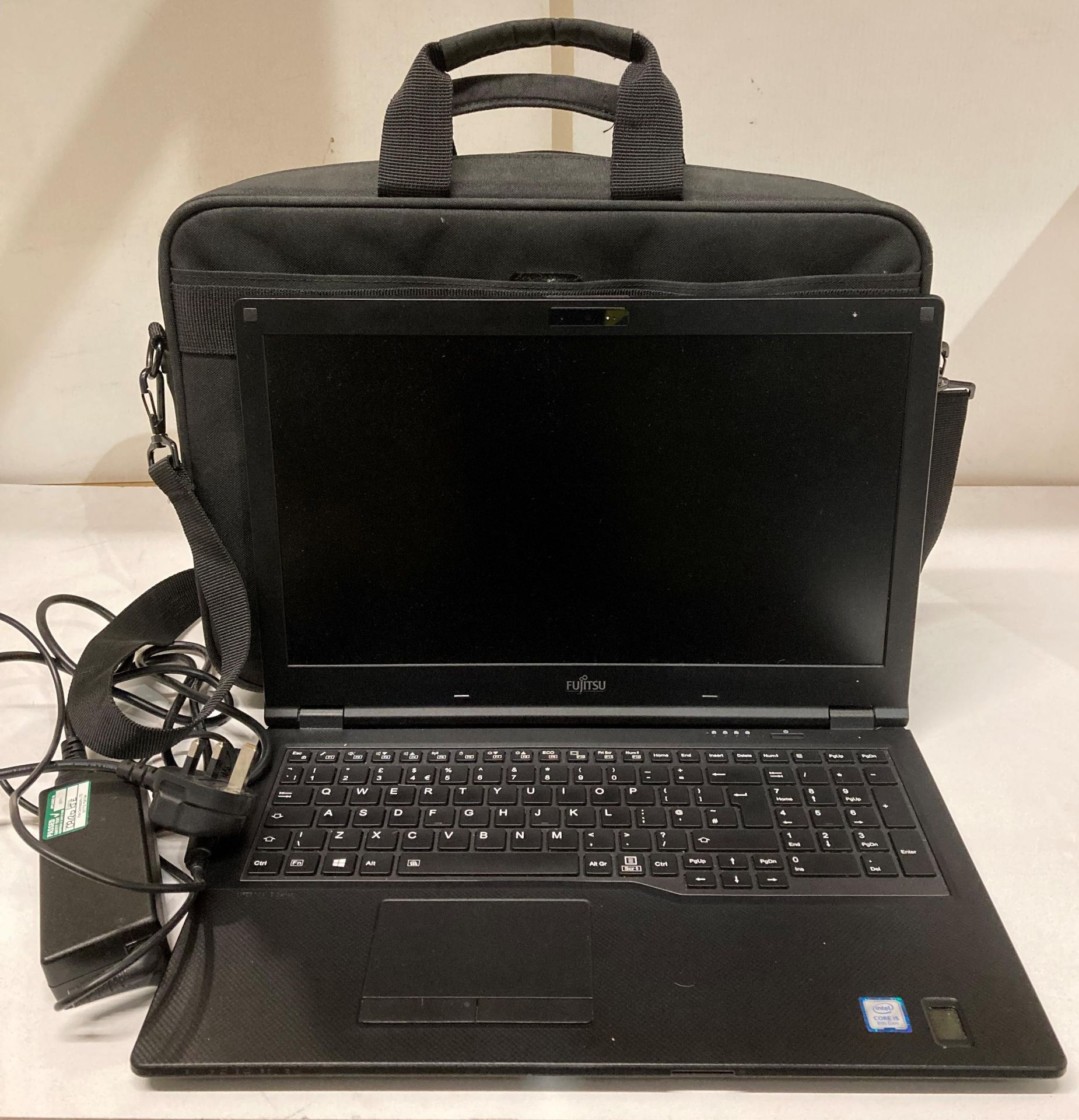 Fujitsu Lifebook E558 Core i5 laptop 8GB RAM,