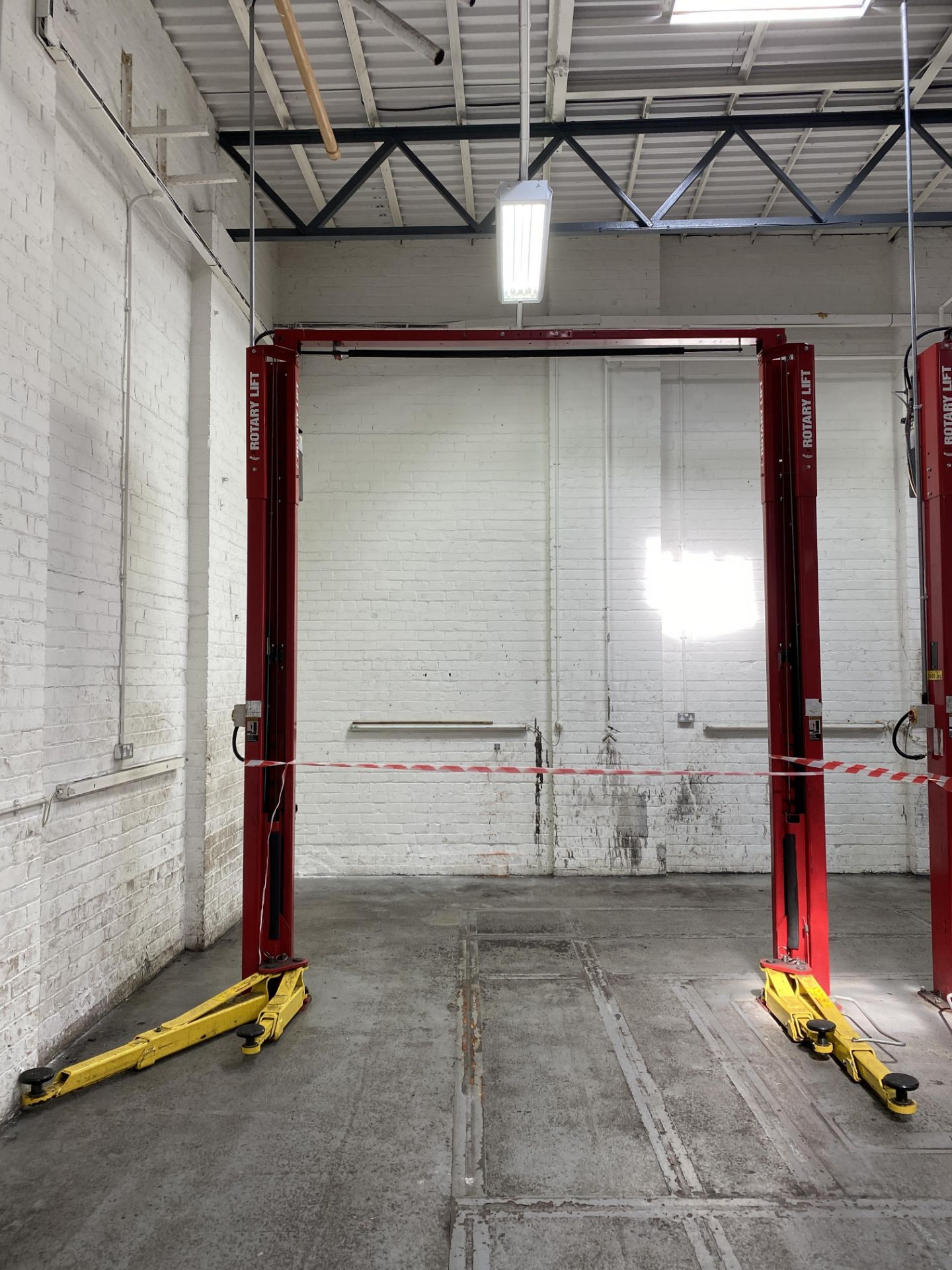 A Rotary Lift SPOA3T SWL 3000kg Red 2 Post Lift, sn.